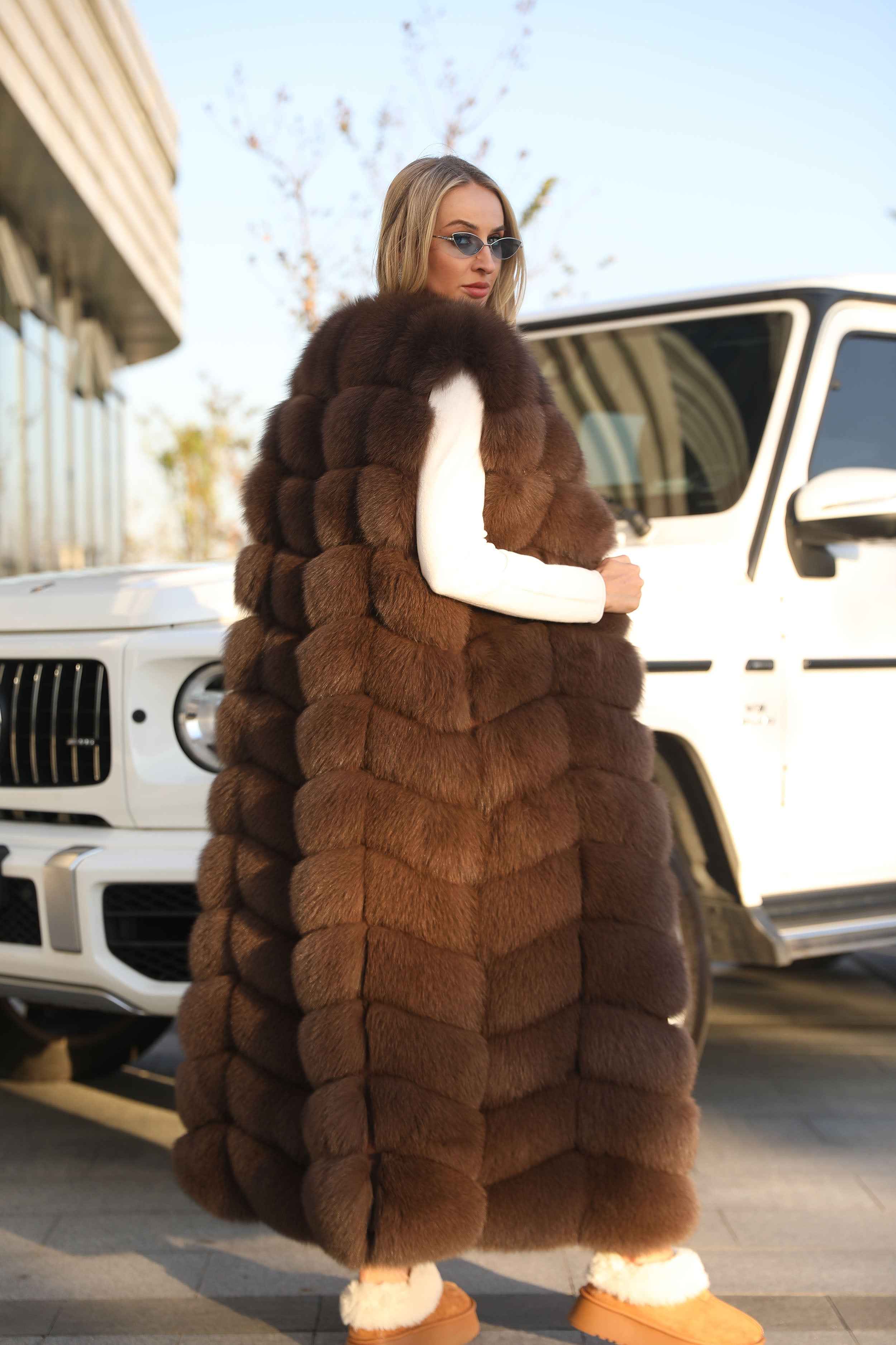 Luxury Long Fox Fur Vest 12-Section Bread Style Real Fur Sleeveless Coat for Women Winter Fashion