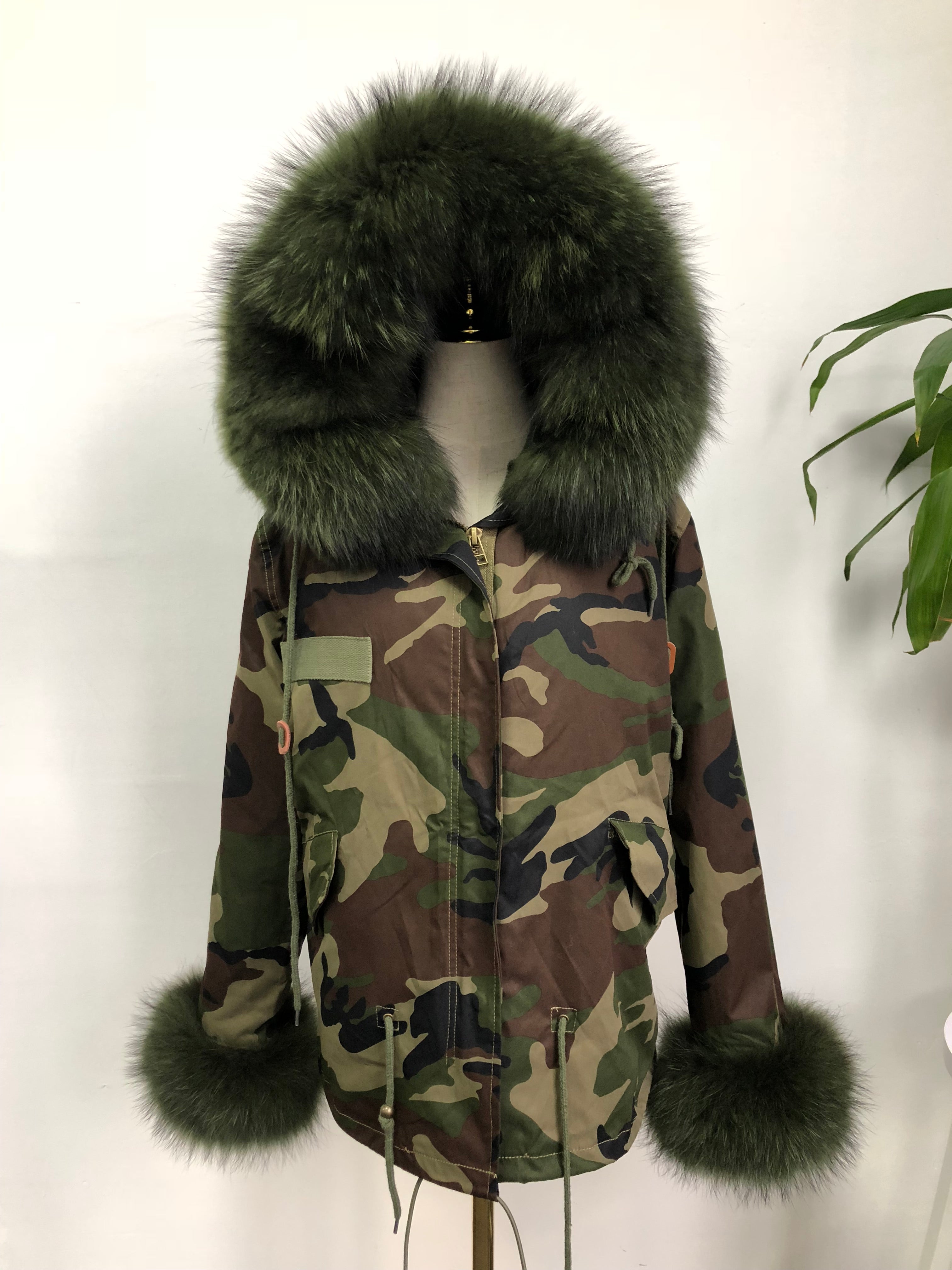 Short Faux Fur Parka – Winter Jacket with Fake Fur Collar & Pom Poms, Warm Outdoor Coat for Cold Weather 8#Green Camouflage