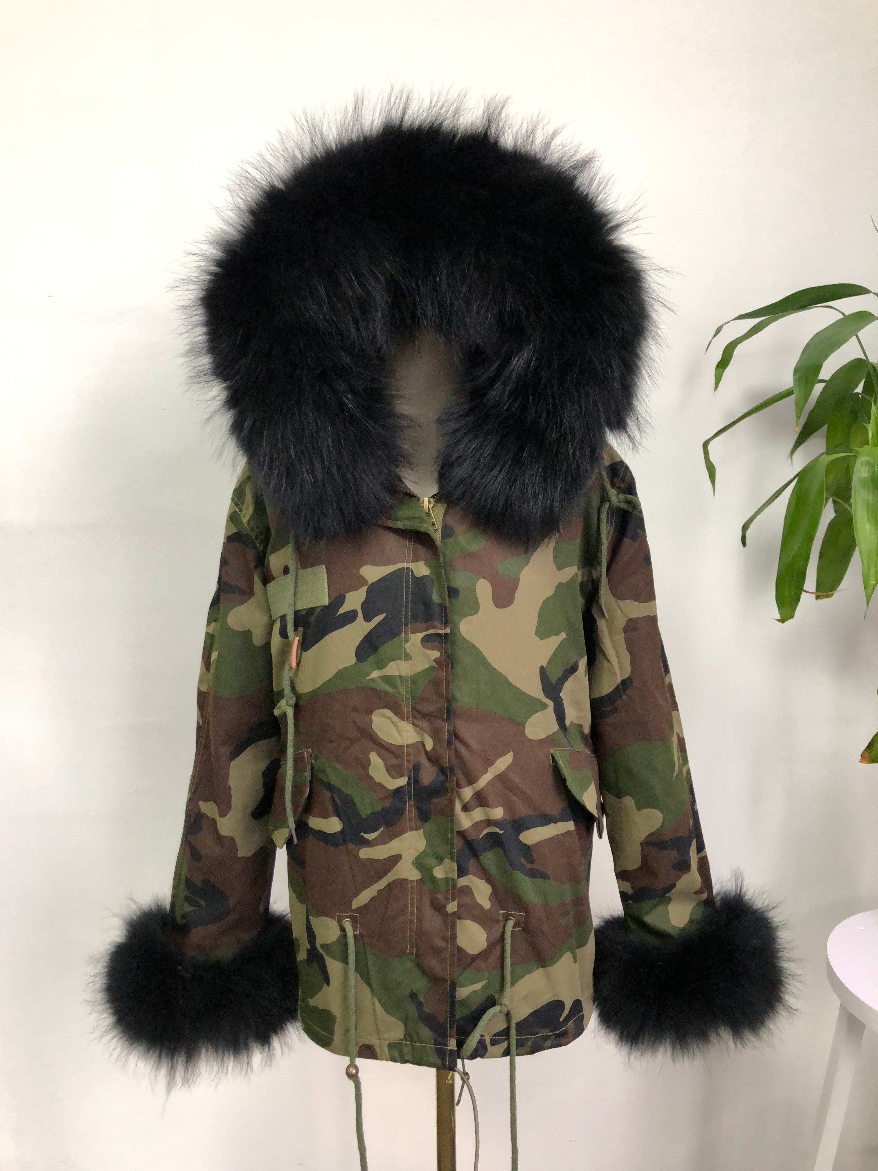 Short Faux Fur Parka – Winter Jacket with Fake Fur Collar & Pom Poms, Warm Outdoor Coat for Cold Weather 6#Green Camouflage