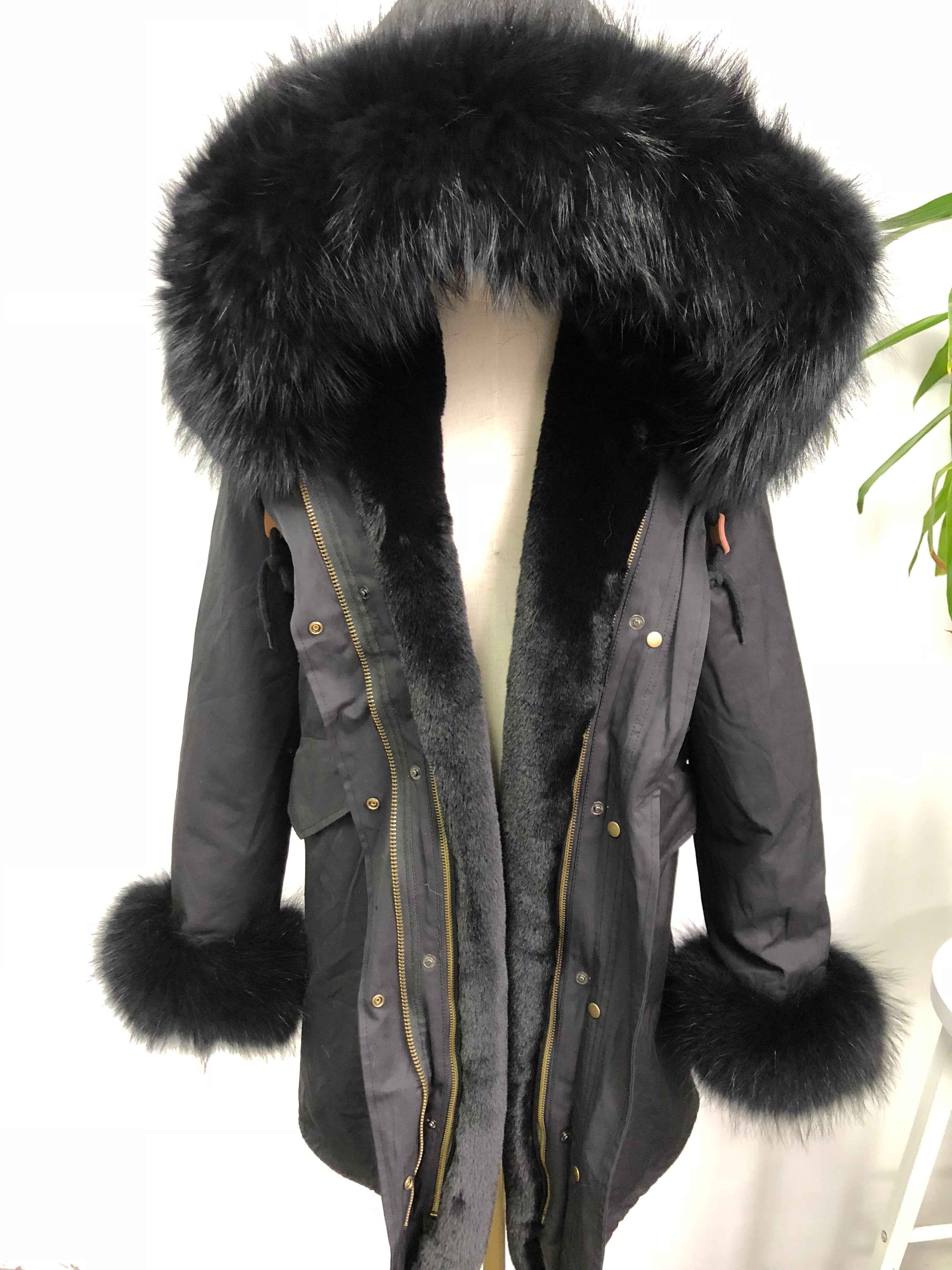 Women's Camouflage Faux Fur Parka – Winter Jacket with Fake Fur Collar & Pom Poms, Warm Outdoor Coat for Cold Weather