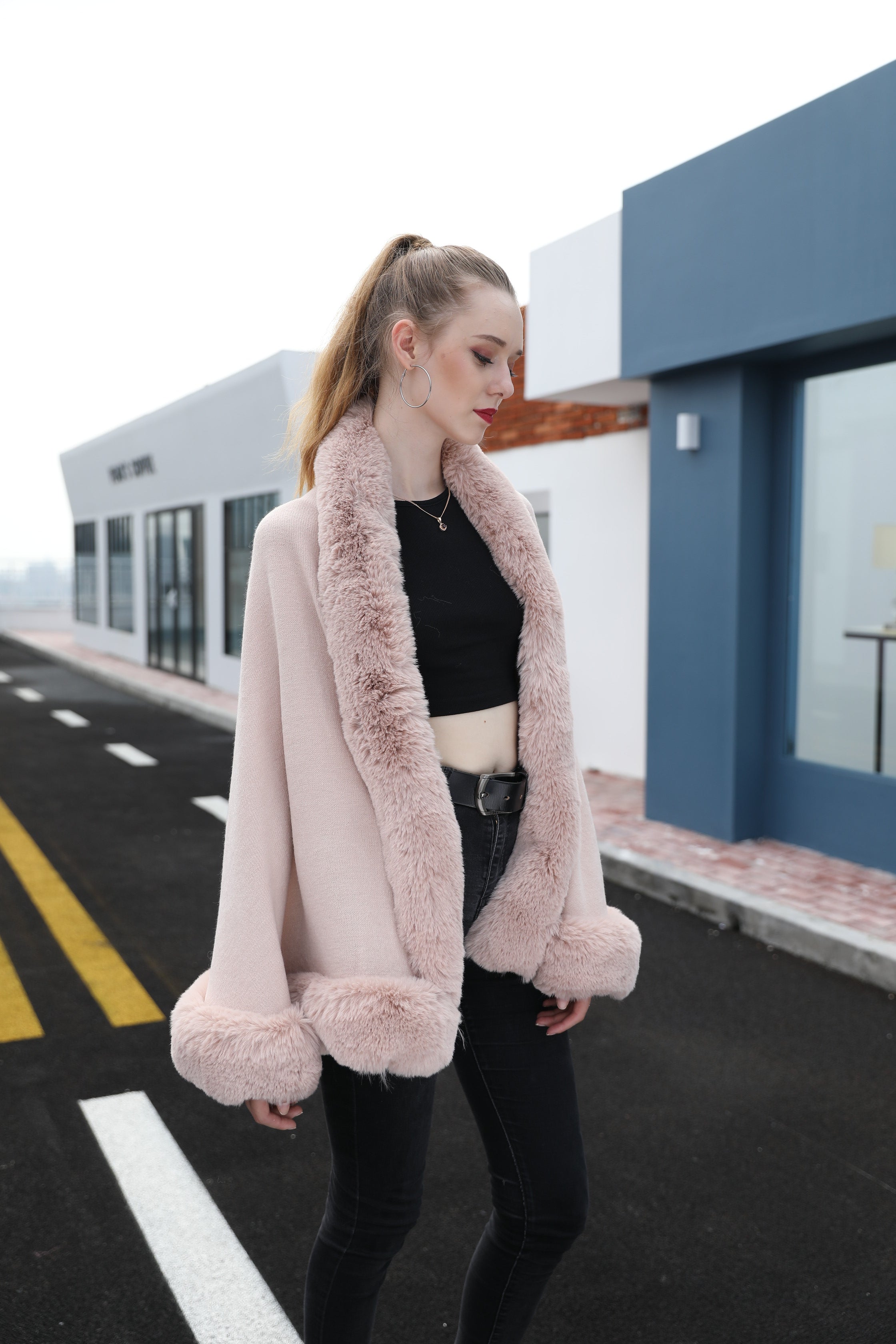 Women's Faux Fur Trimmed Cape with Front Placket & Hem Detailing - Luxurious Winter Accessory