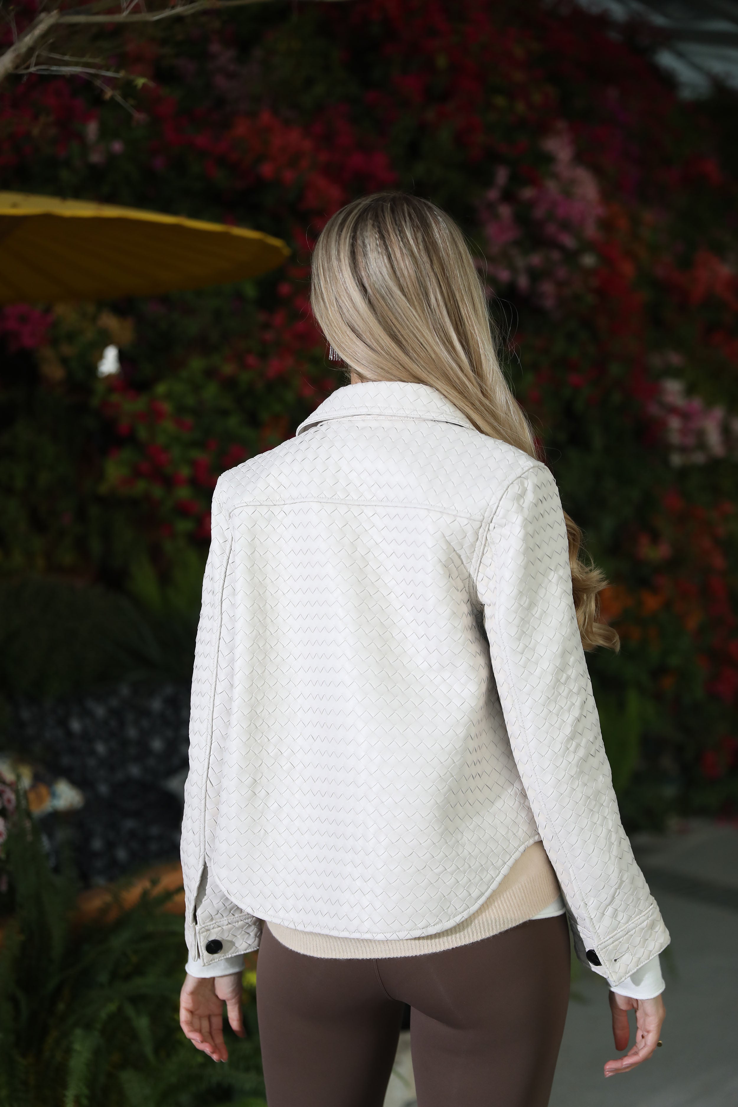 Luxury Woven Faux Leather Jacket with Collar – Women’s Button-Down Short Coat for Casual & Office Wear