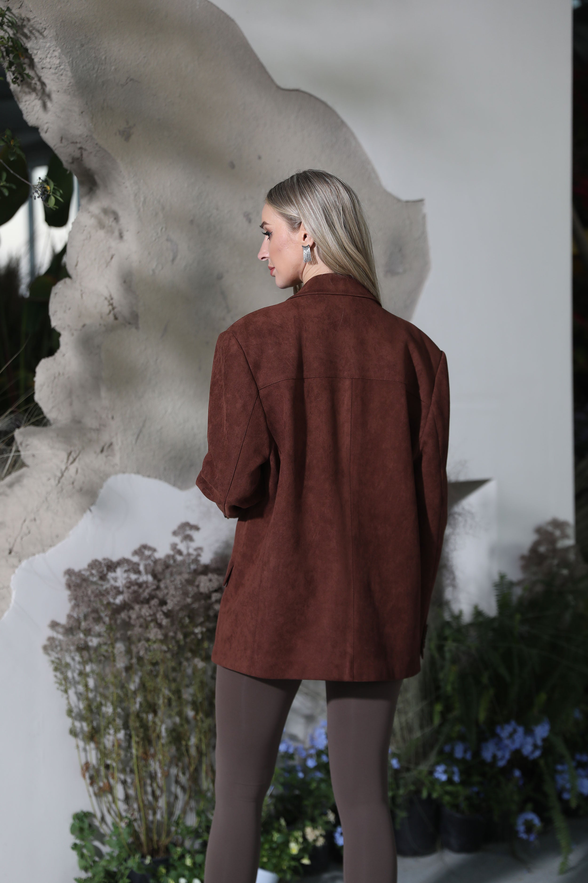 Vintage Brown Faux Suede Blazer with 3D Floral Embellishments – Women’s Retro Stylish Suit Jacket for Party & Events