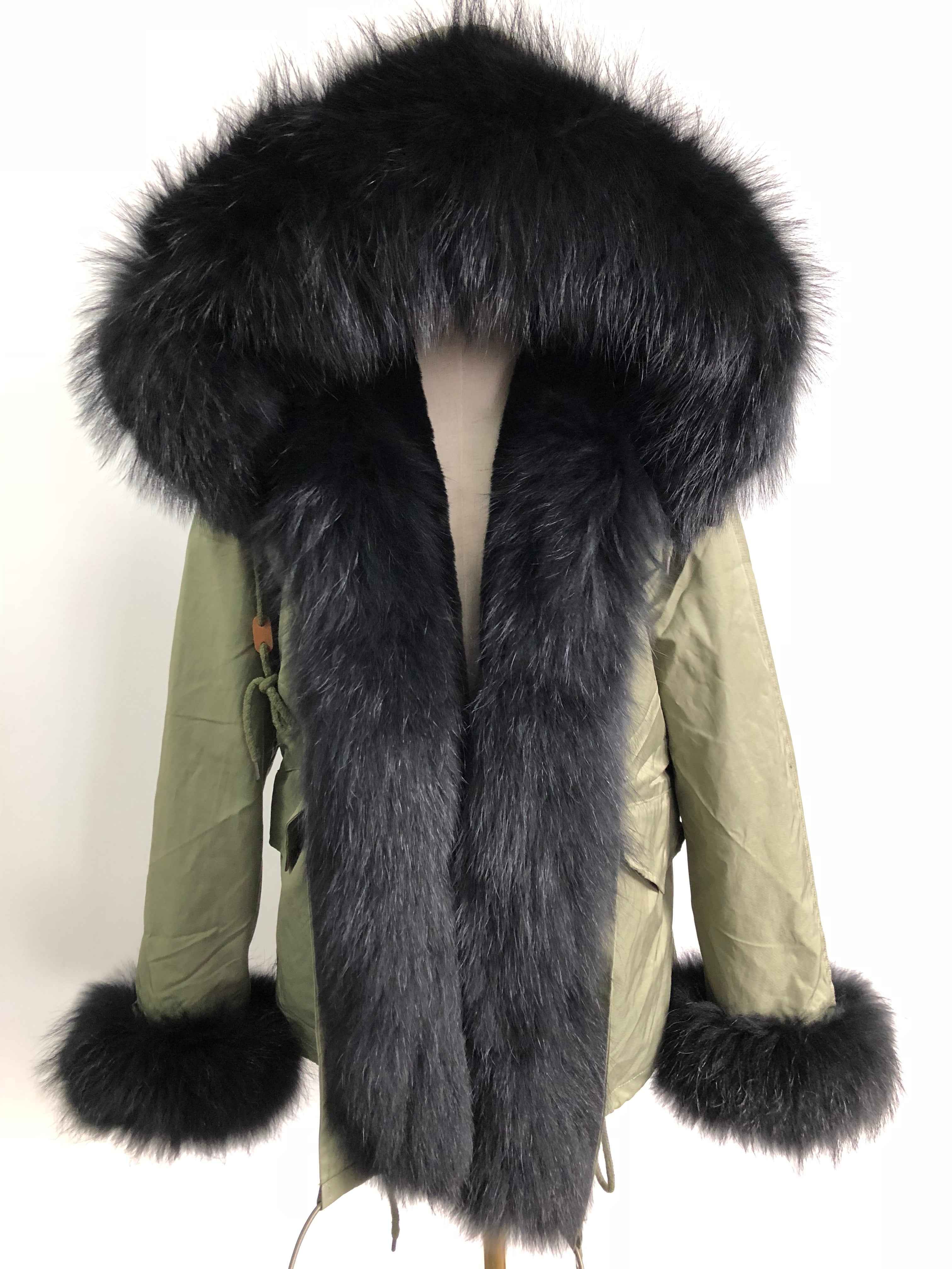 Short Parka with Pink Raccoon Fur Trim – Hooded Winter Coat for Women, Faux Fur Lining & Cuffs, Warm and Stylish Outerwear 8#Green