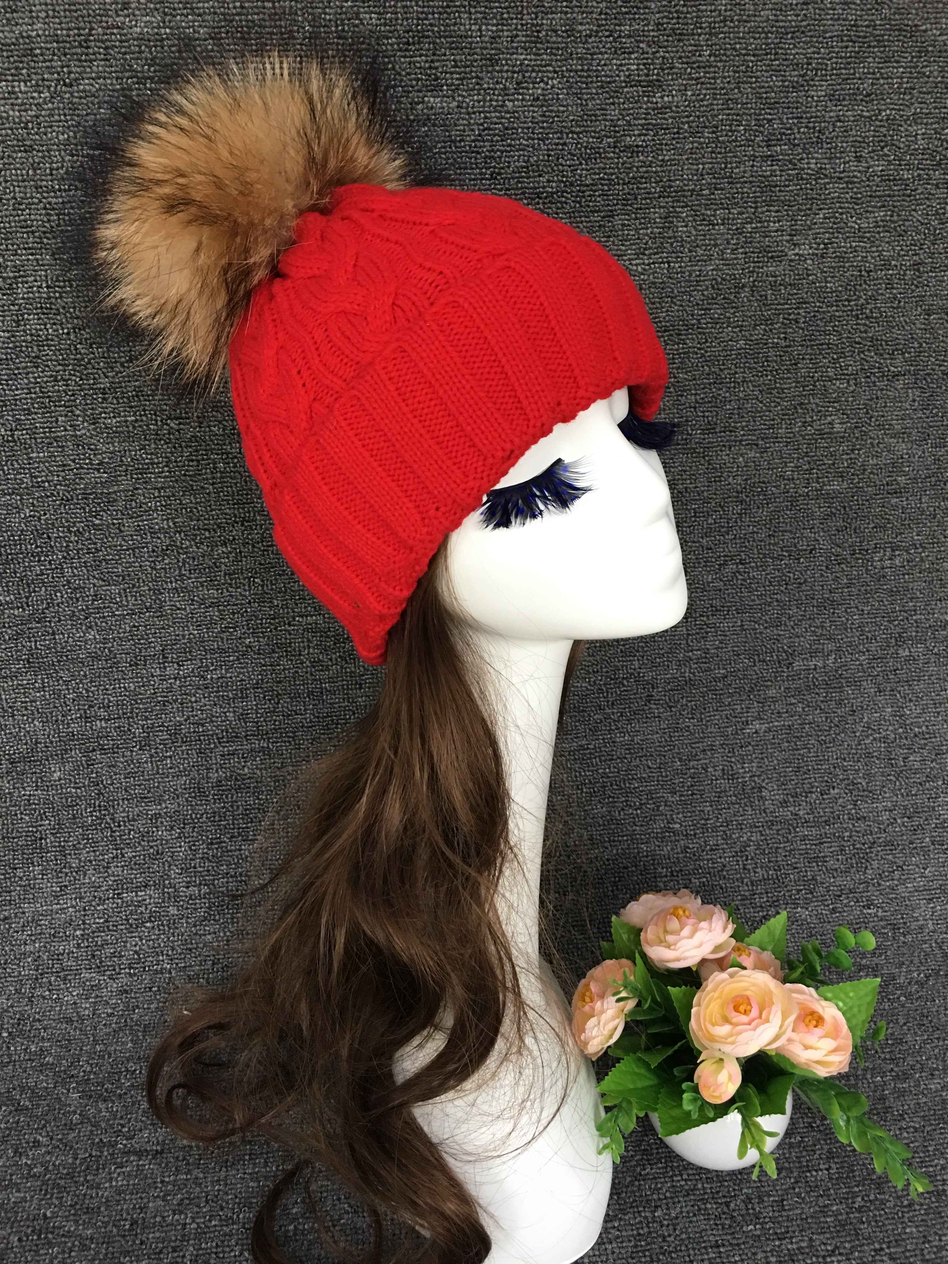 Women's Black Knit Beanie with Raccoon Fur Pom Pom – Winter Hat for Cold Weather, Warm and Stylish Snow Cap 10# F