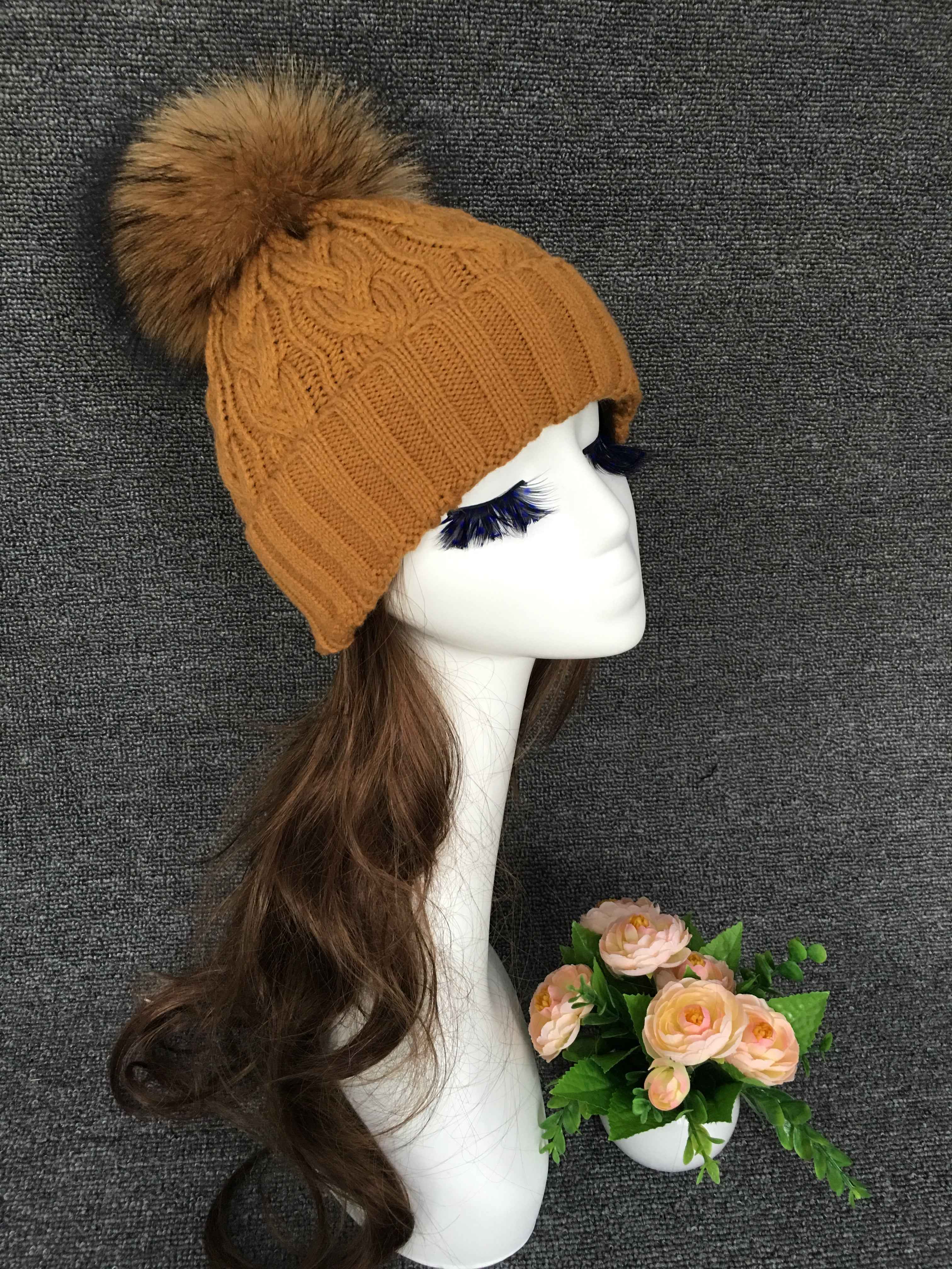 Women's Black Knit Beanie with Raccoon Fur Pom Pom – Winter Hat for Cold Weather, Warm and Stylish Snow Cap 13# F