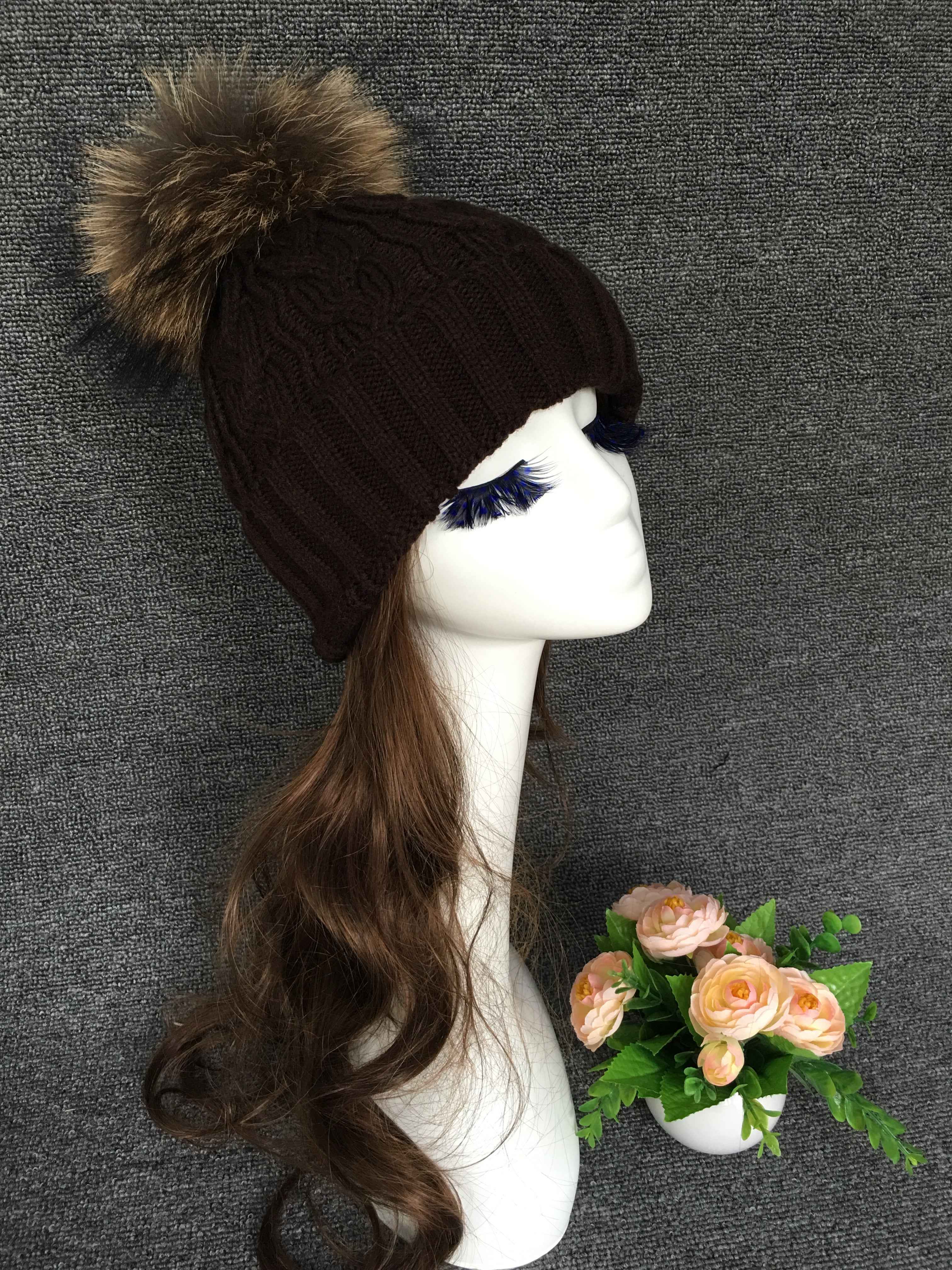 Women's Black Knit Beanie with Raccoon Fur Pom Pom – Winter Hat for Cold Weather, Warm and Stylish Snow Cap 3# F