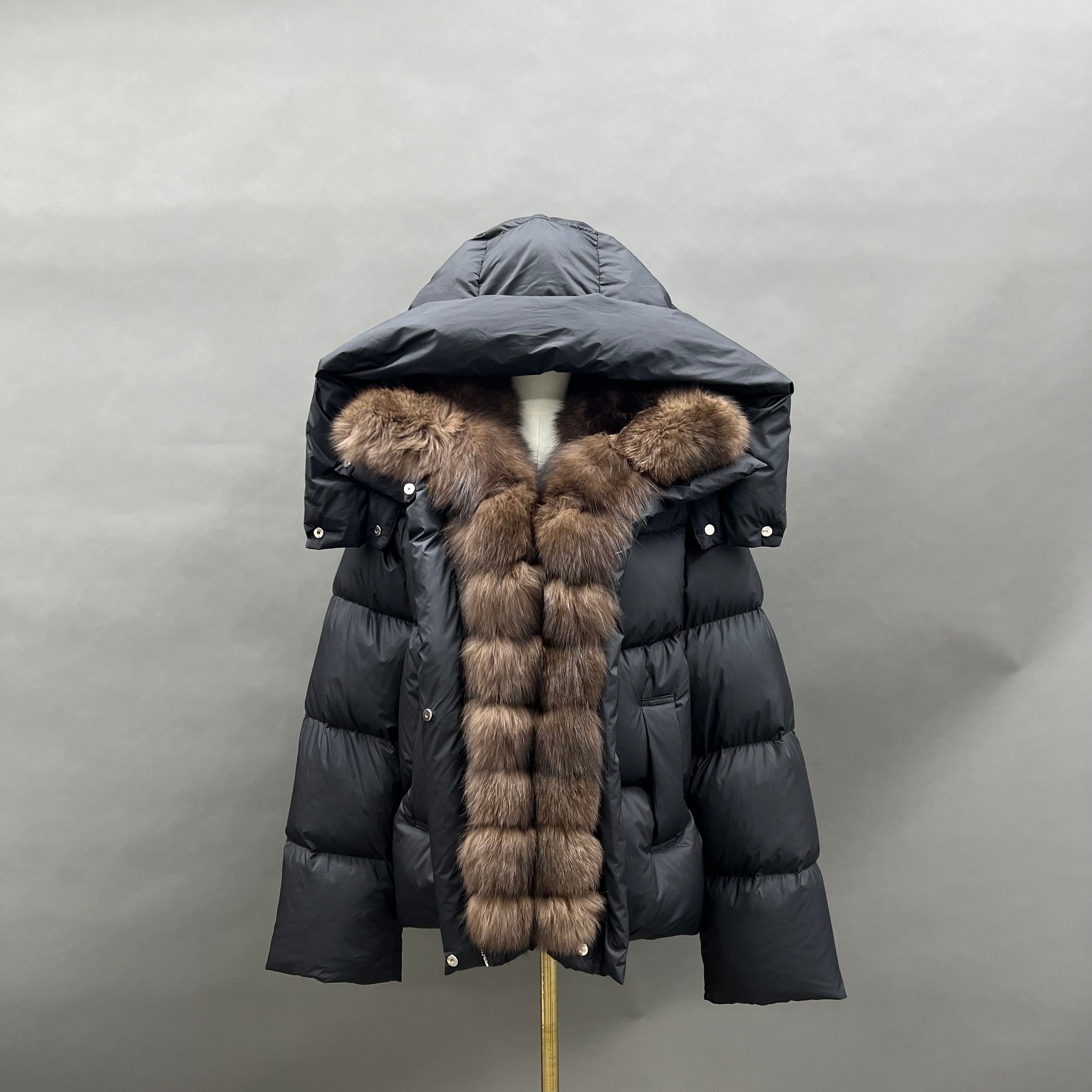 Women’s Olive Green Down Jacket with Real Raccoon Fur Hood – Detachable Sleeve Winter Coat for Versatile Fashion Black-Fox