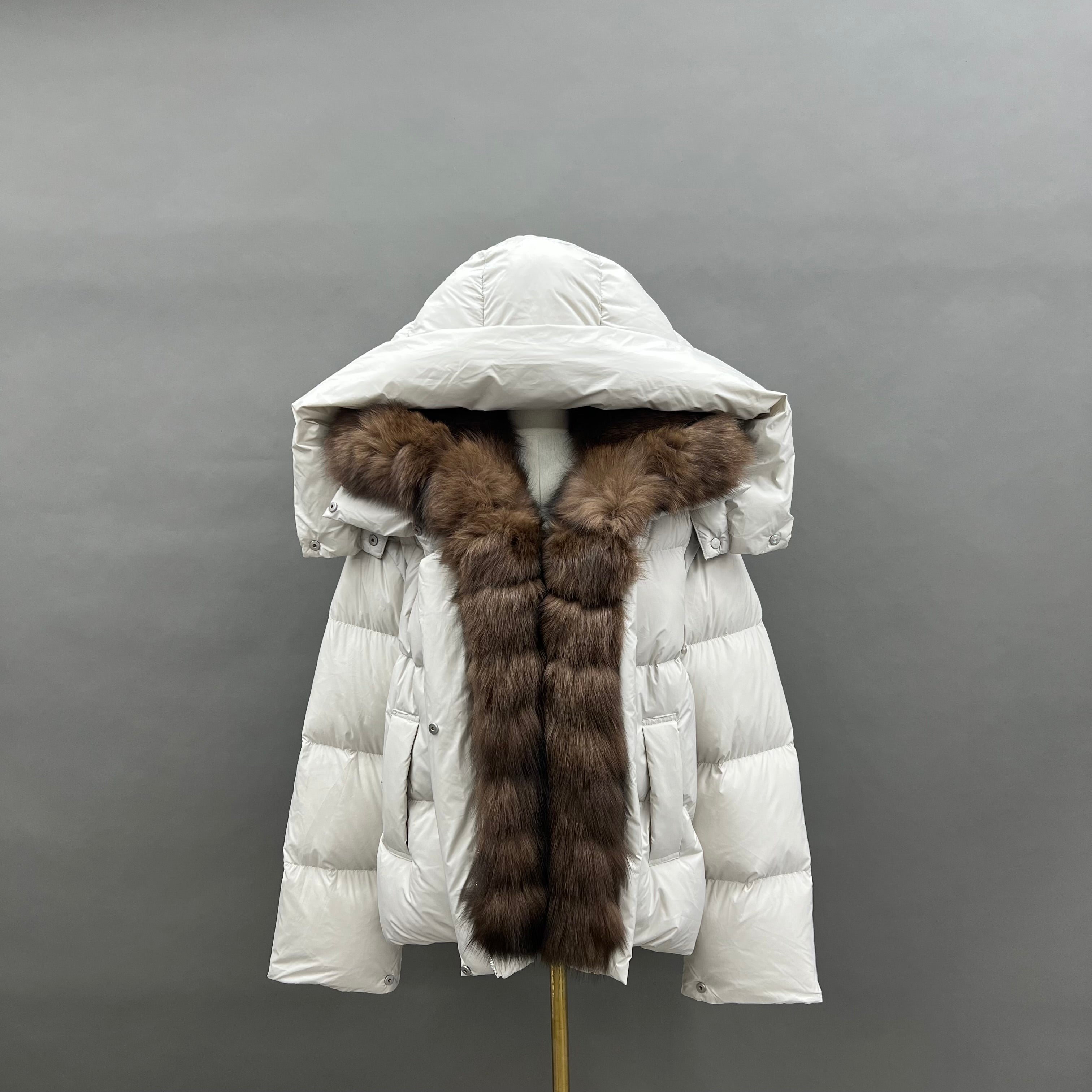 Women’s Olive Green Down Jacket with Real Raccoon Fur Hood – Detachable Sleeve Winter Coat for Versatile Fashion White-Fox