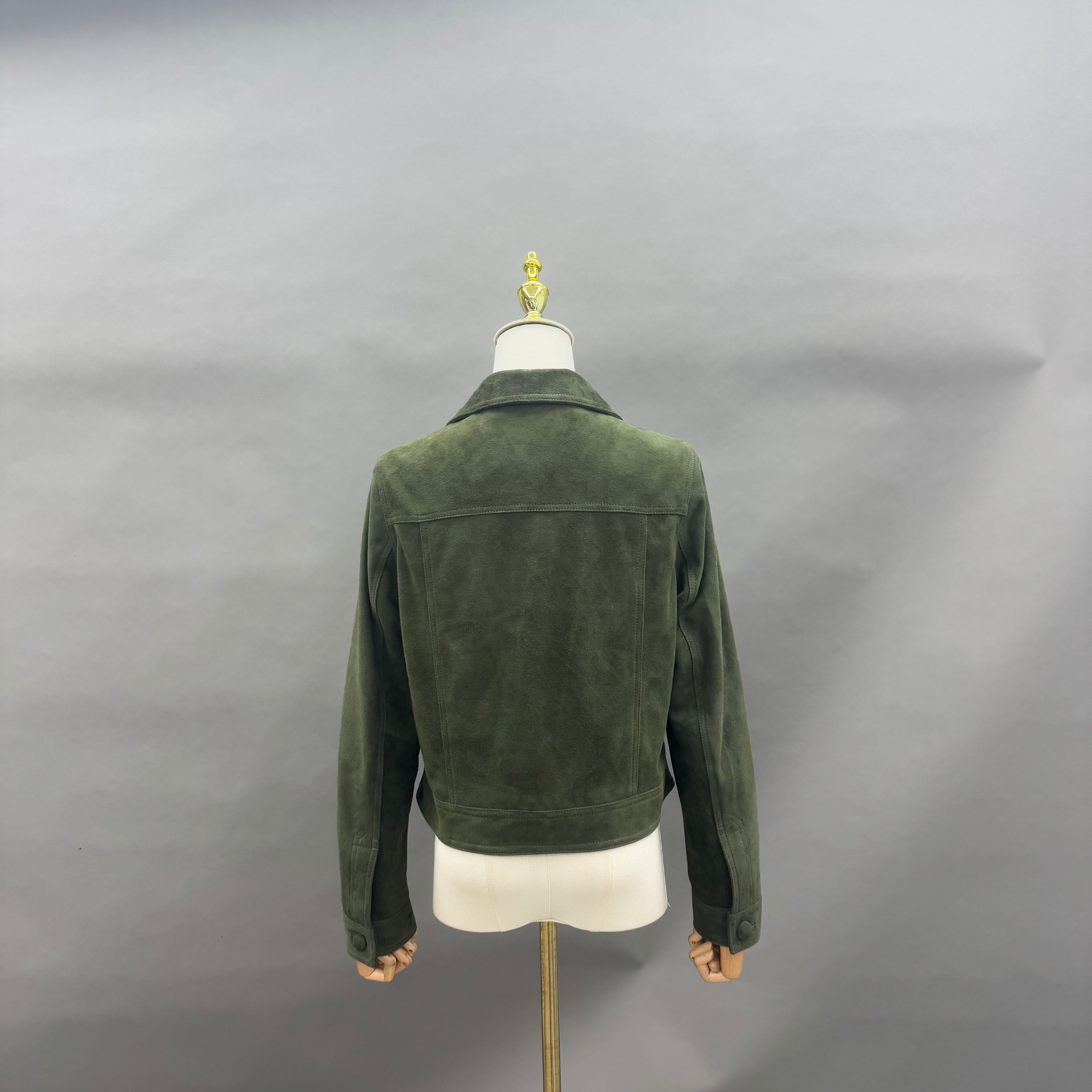 Women’s Olive Green Suede Utility Jacket – Classic Military-Style Short Coat with Flap Pockets for Autumn Winter Fashion