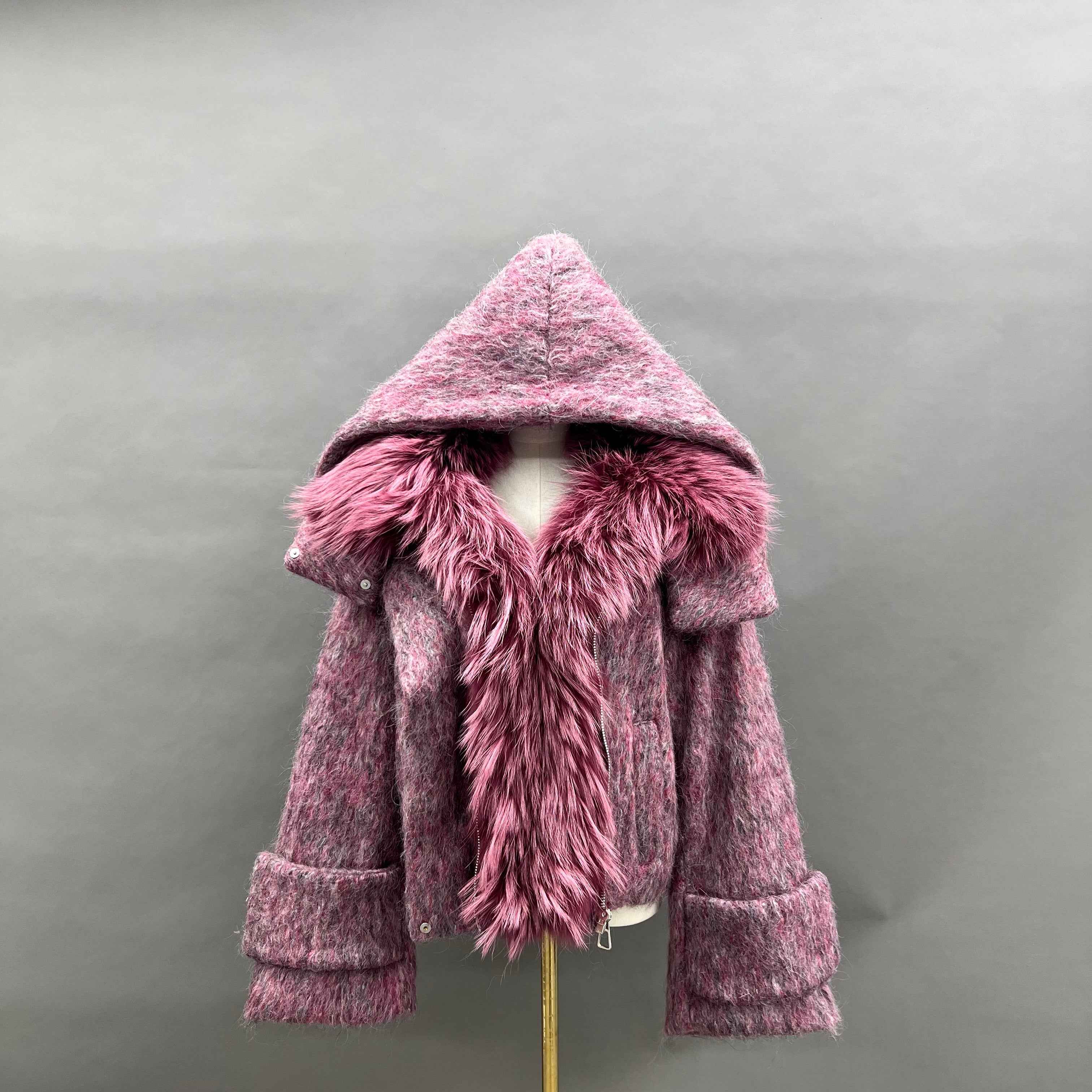 Women's Hooded Short Down Jacket with Raccoon Fur Collar