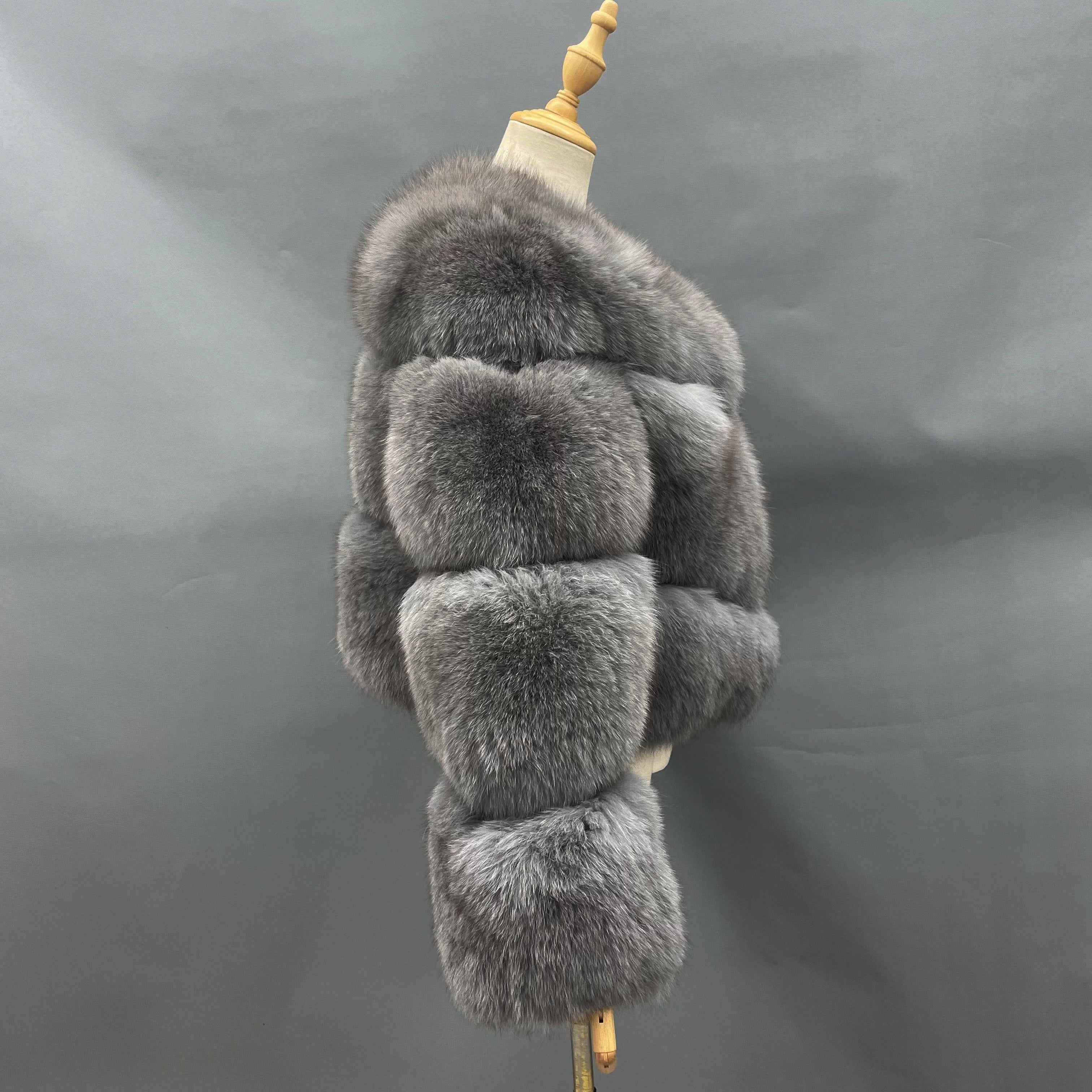 Women's Luxury Black Fox Fur Cropped Jacket - 3-Panel Small V-Neck Winter Fashion Warm Outerwear