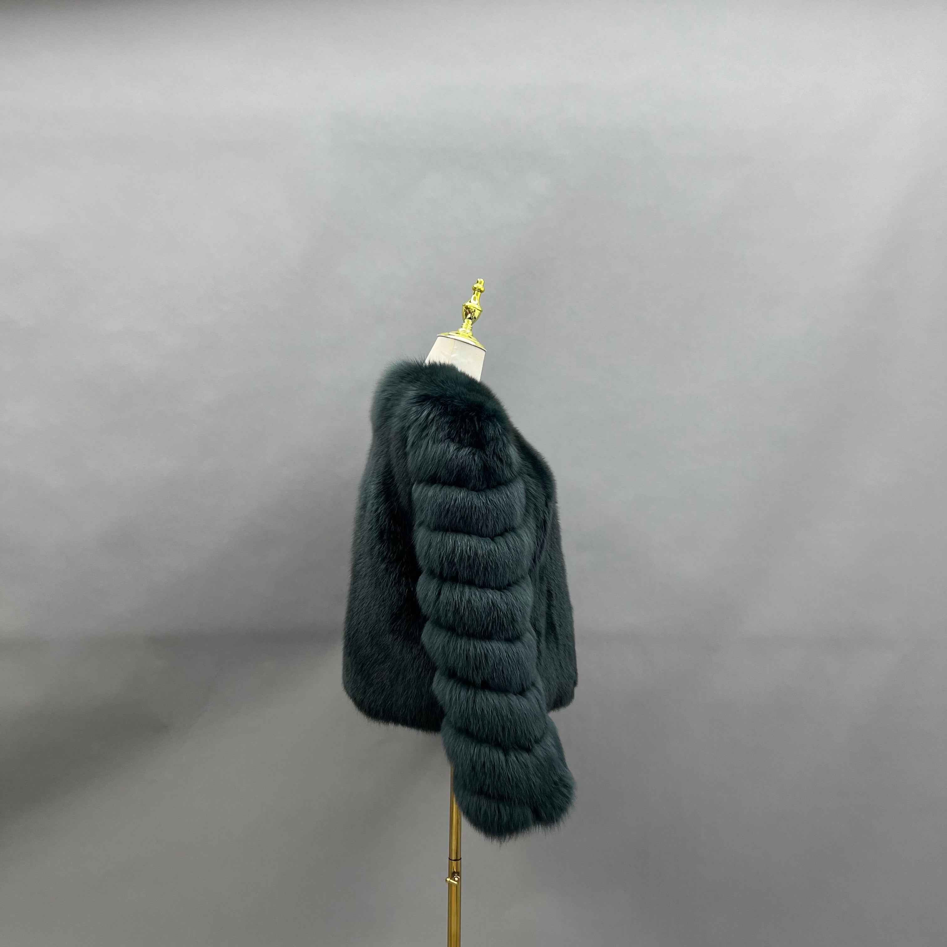 Luxury Red Fox Fur Jacket with V-Neck and Ribbed Cuffs – Short Women’s Winter Fur Coat