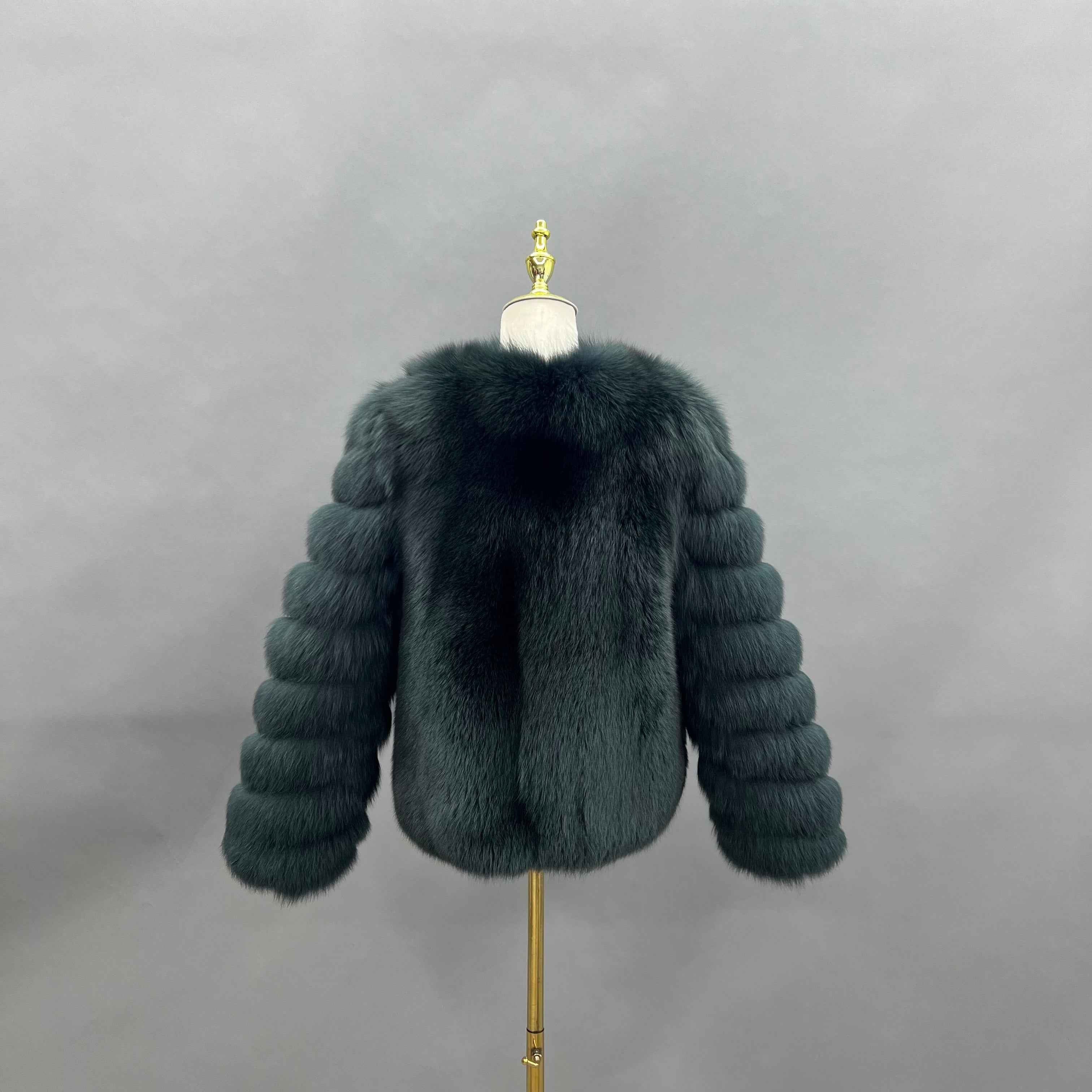 Luxury Red Fox Fur Jacket with V-Neck and Ribbed Cuffs – Short Women’s Winter Fur Coat