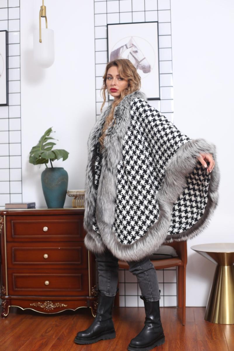 Houndstooth Fox Fur Stripe Cape - Janefur