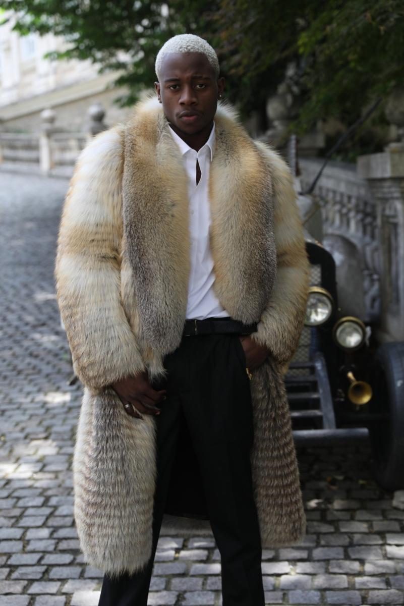 Long Fox Fur Coat with Wide Collar and Decorative Stripes - Janefur