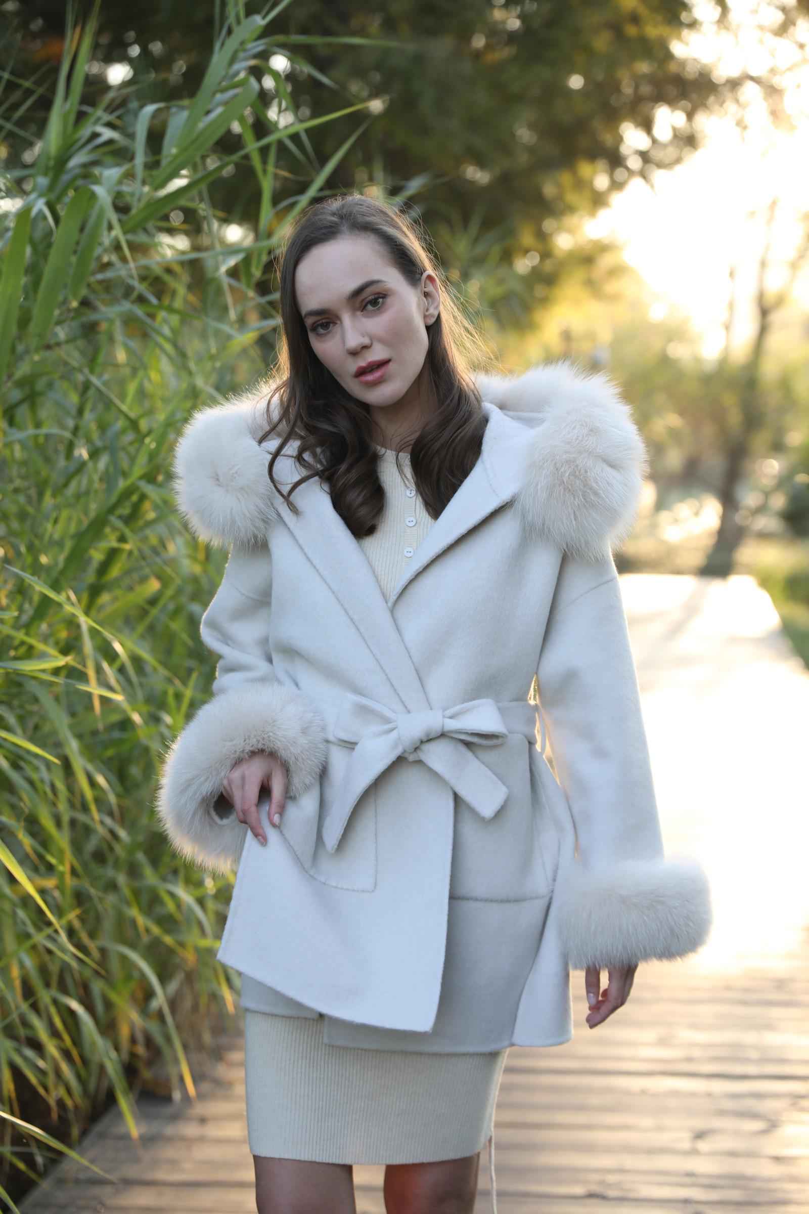 Women's Winter Warm Hooded Reversible Cashmere Short Coat Cuffs with Fur - Janefur