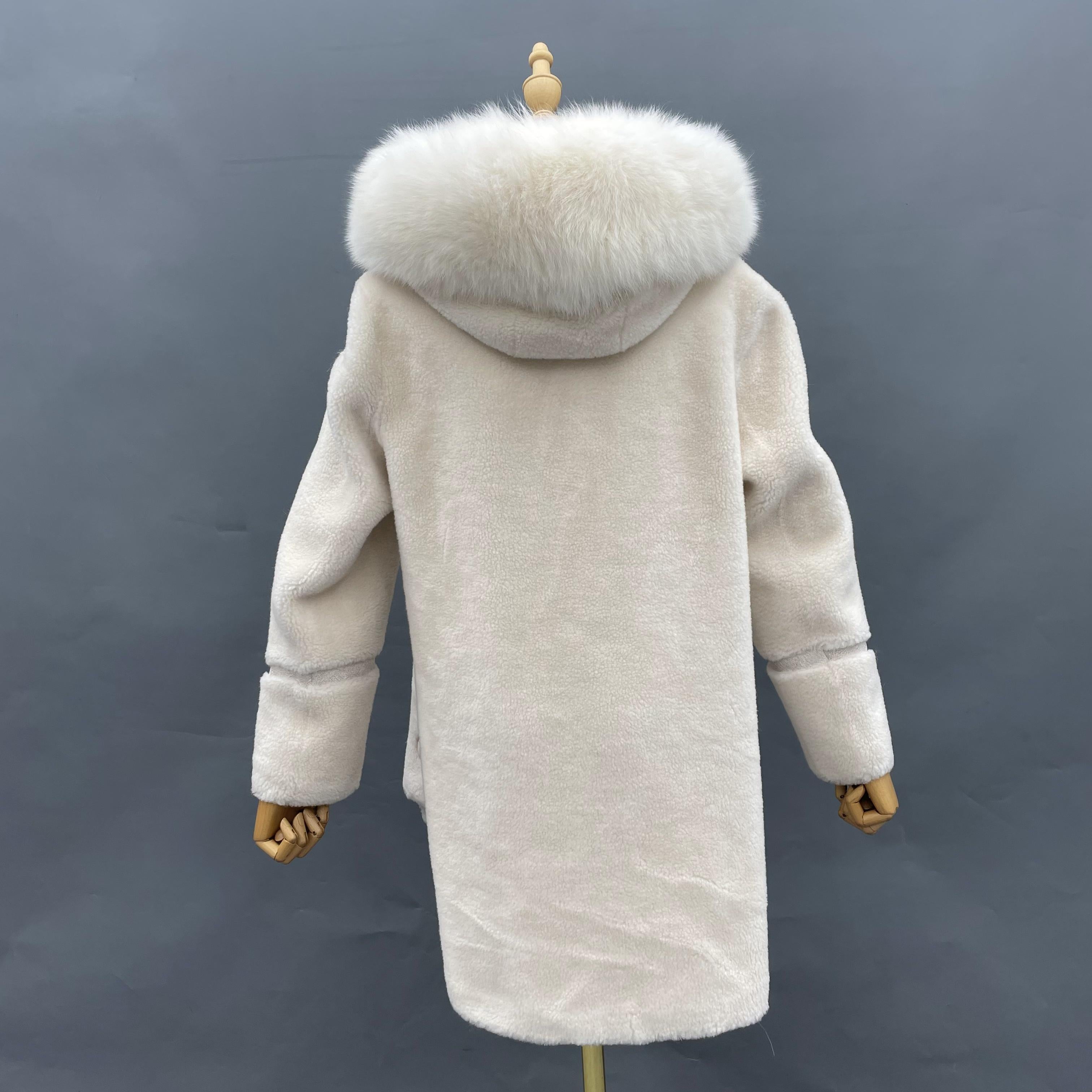 Creamy White Hooded Fox Fur Collar Shearling - Janefur