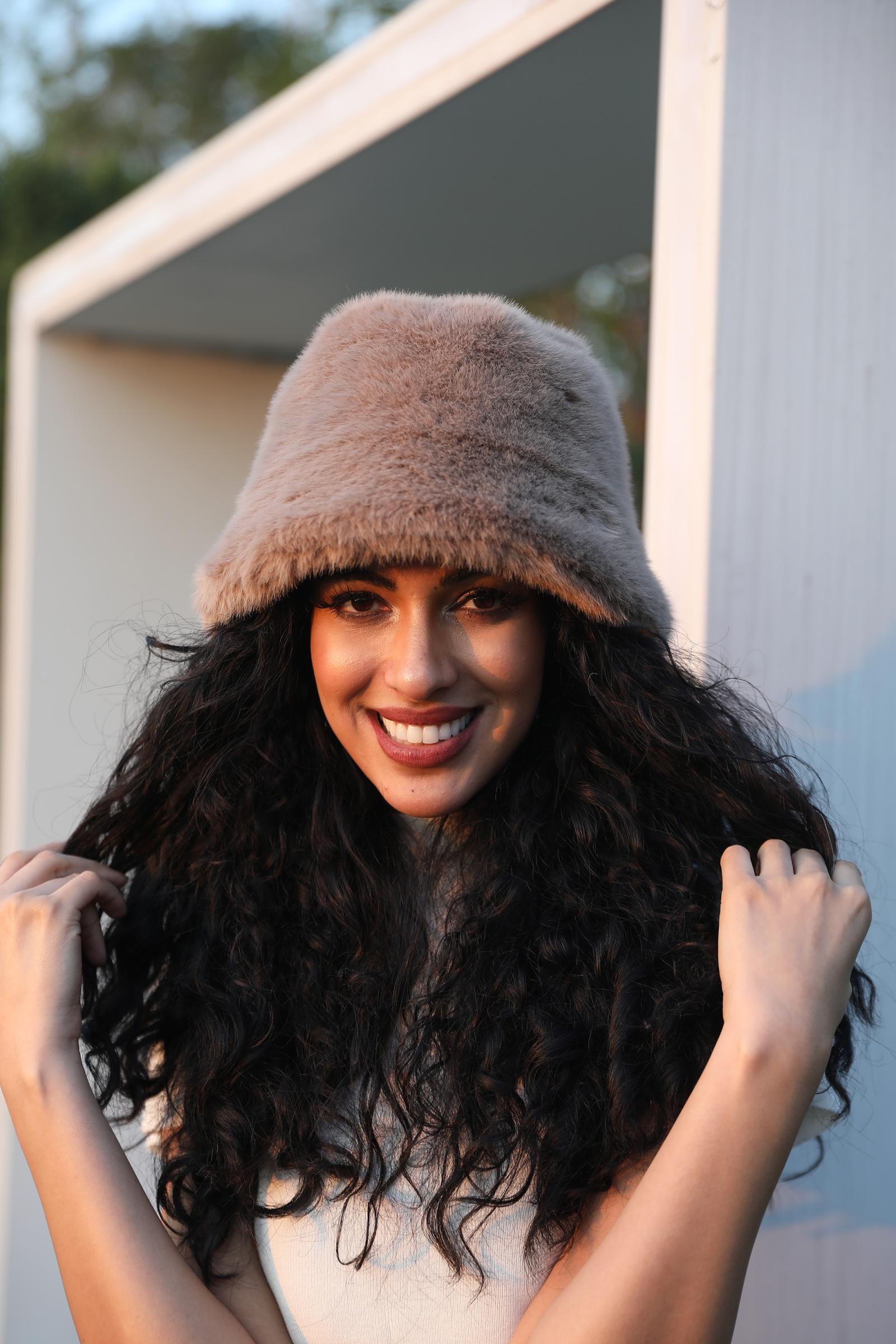 Women's Eco-Friendly Fur Bucket Hat for Casual and Warm - Janefur