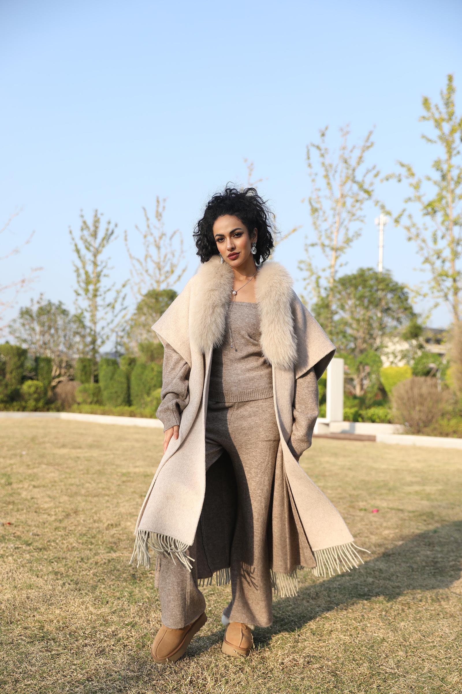 Double-Faced Cashmere Cape Coat for Women with Chic Fringe Double-Faced Wool Shawl Coat - Janefur