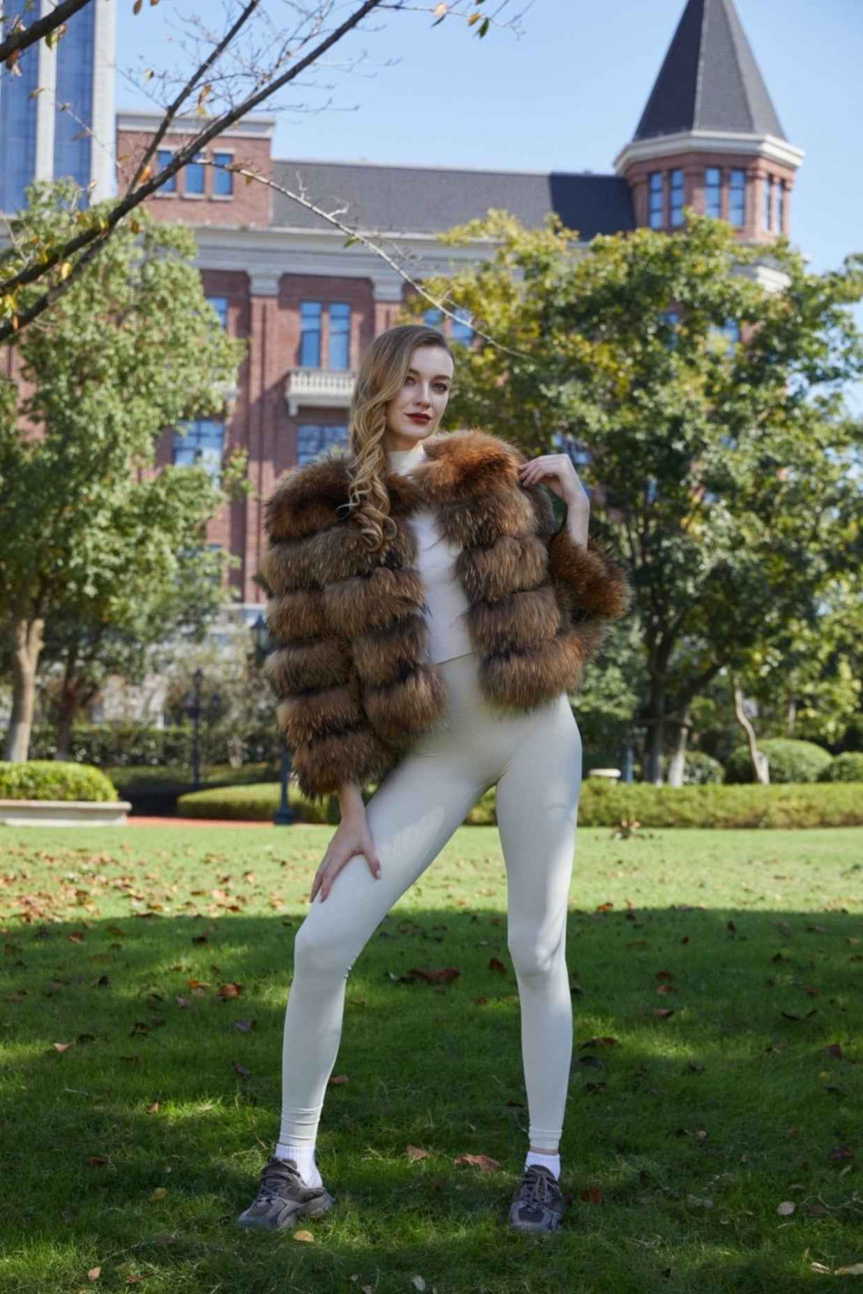 2023 New 5 Section Horizontal Stripe Short Raccoon Fur Coat - Janefur