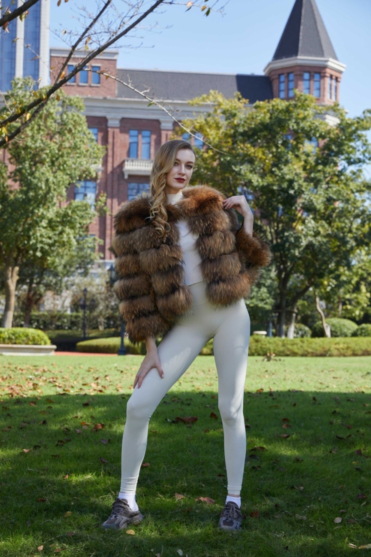 2023 New 5 Section Horizontal Stripe Short Raccoon Fur Coat - Janefur