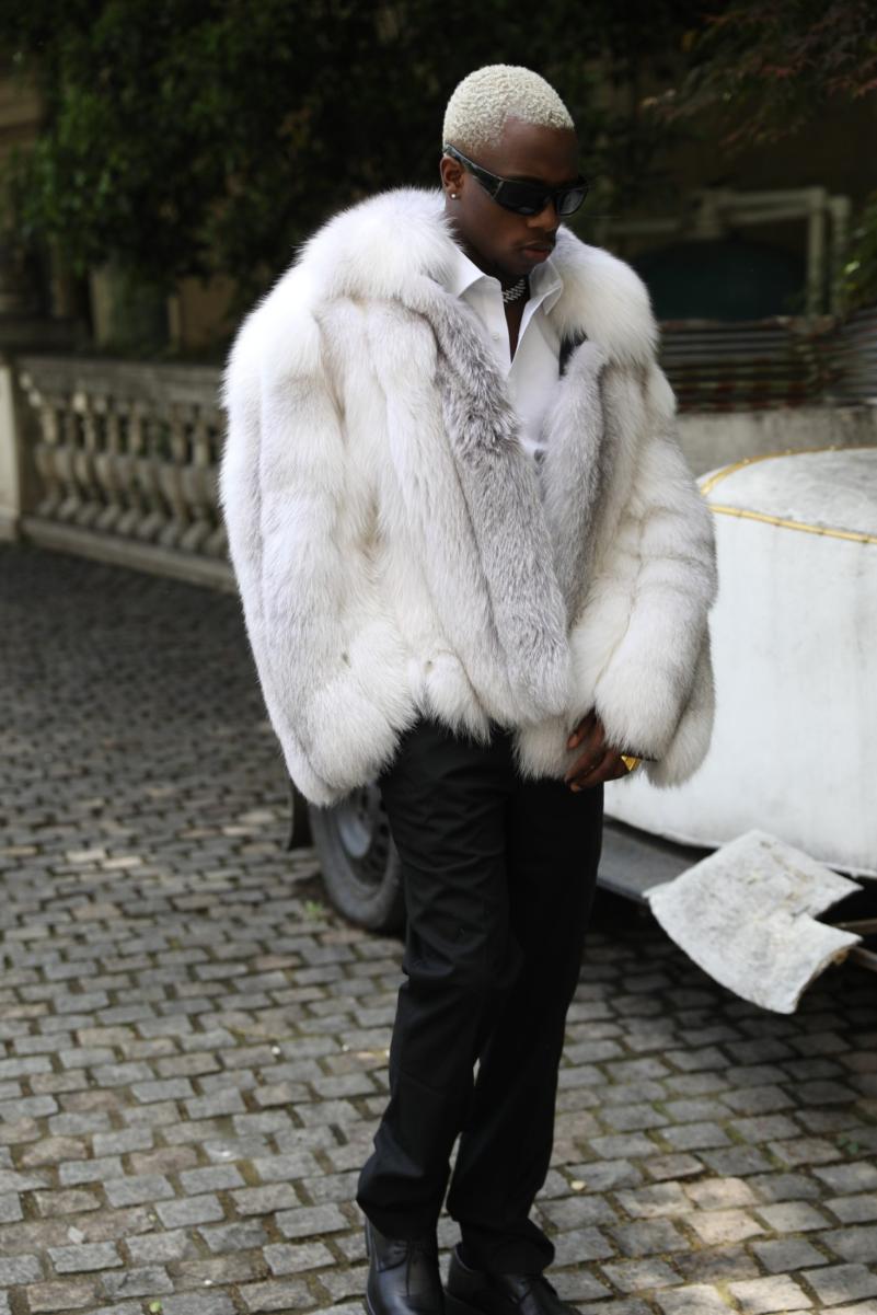 Fashion Men's Vertical Stripe Cross Fox Fur Jacket - Janefur