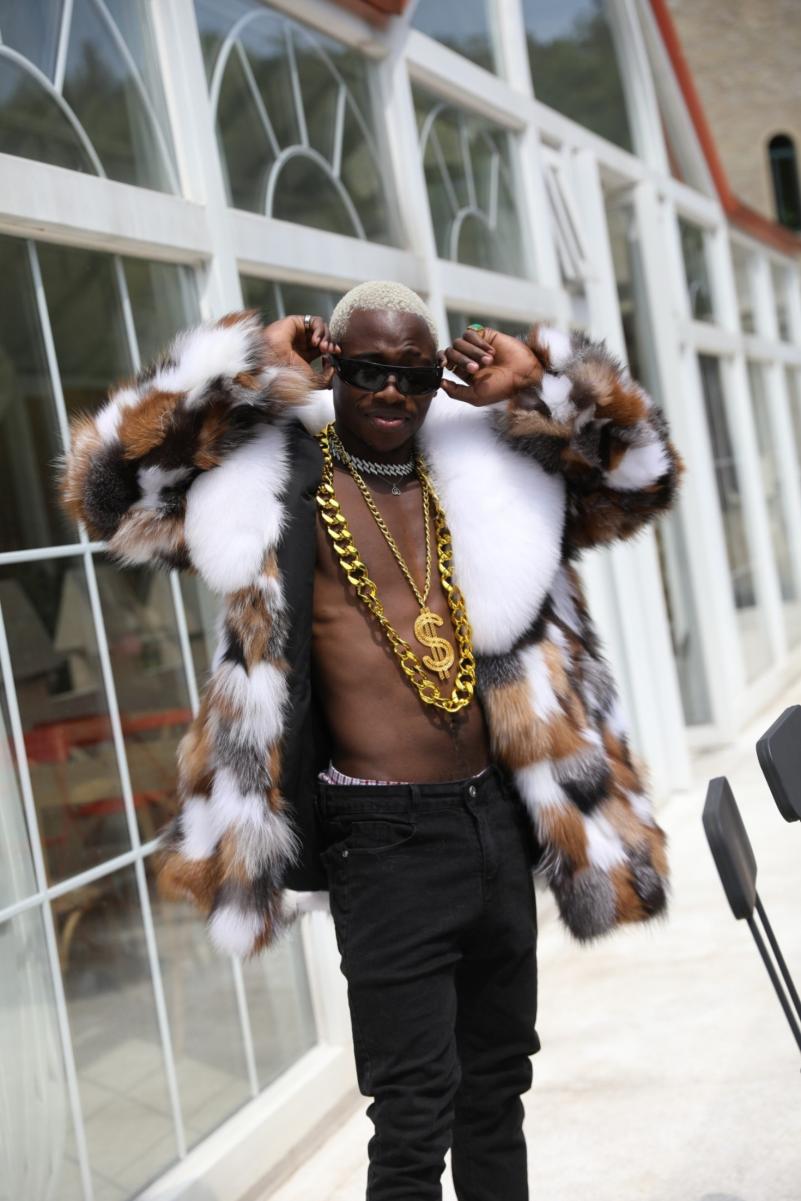 Medium-Length Coat With A Shawl Collar And Patchwork Of Broken Leather - Janefur