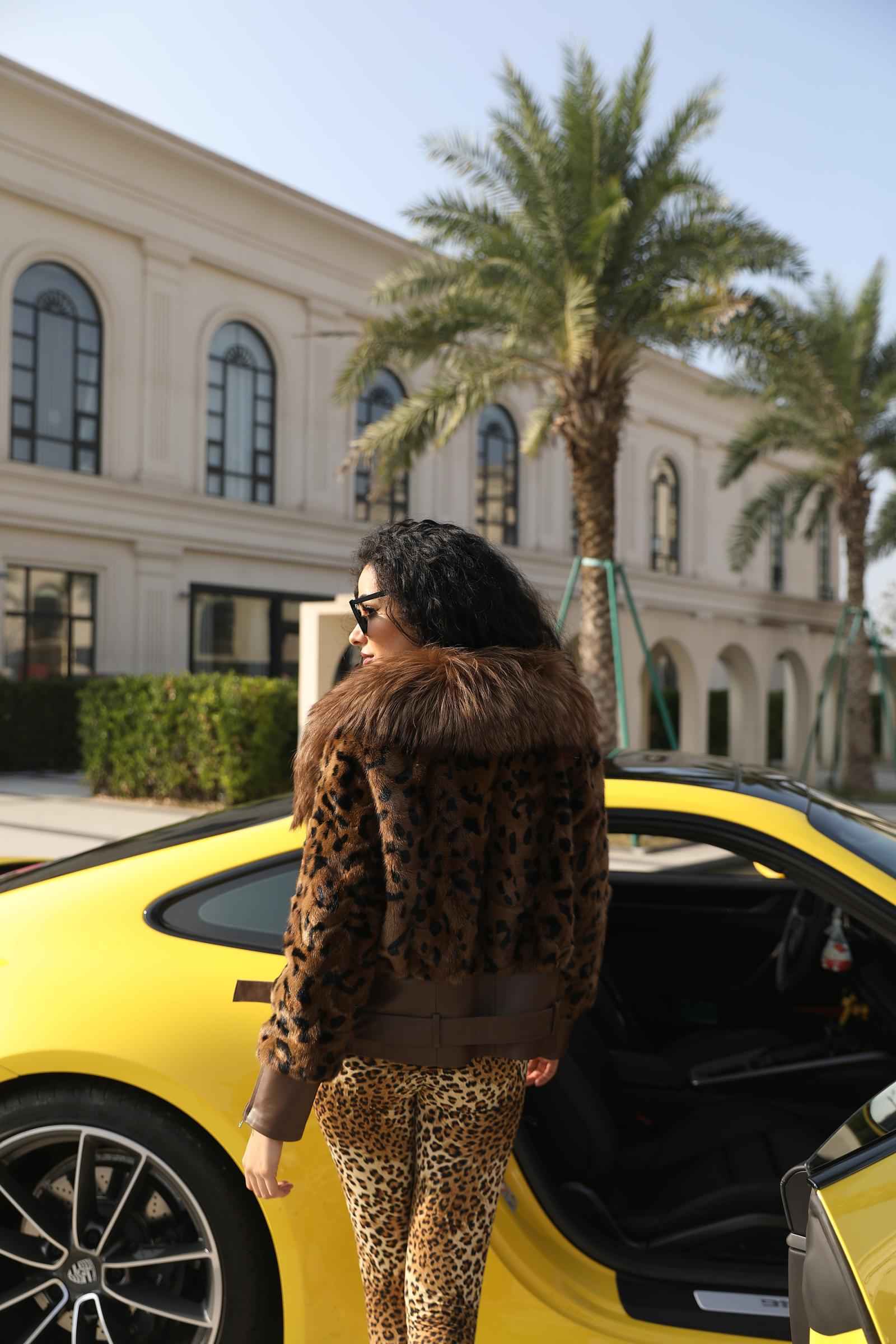 Shawl Lapel Short Mink-Blended Fur Women's Fashion Fur Jacket - Janefur