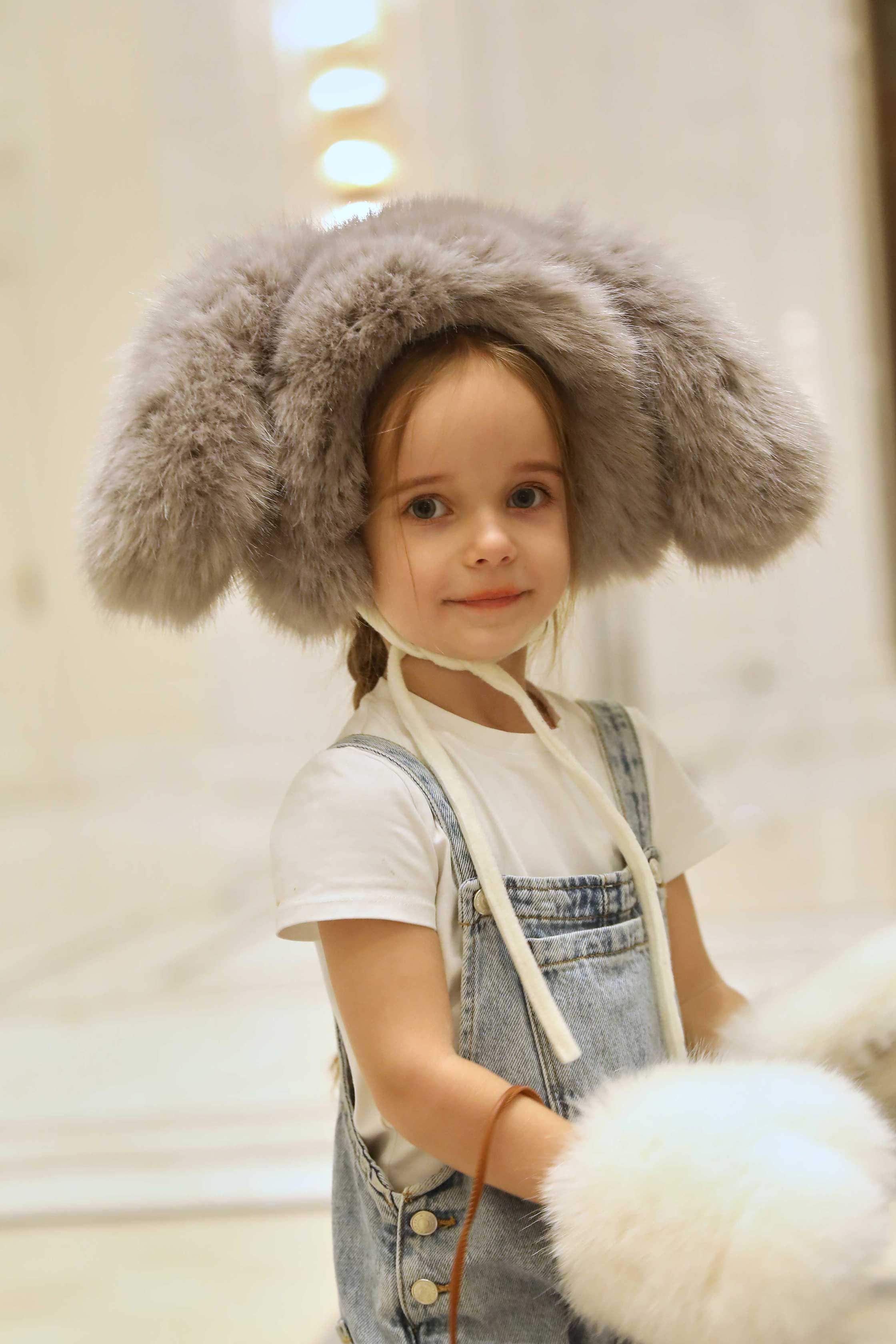 Stylish Children's Faux Fur Vertical Rabbit Ears Hat - Janefur