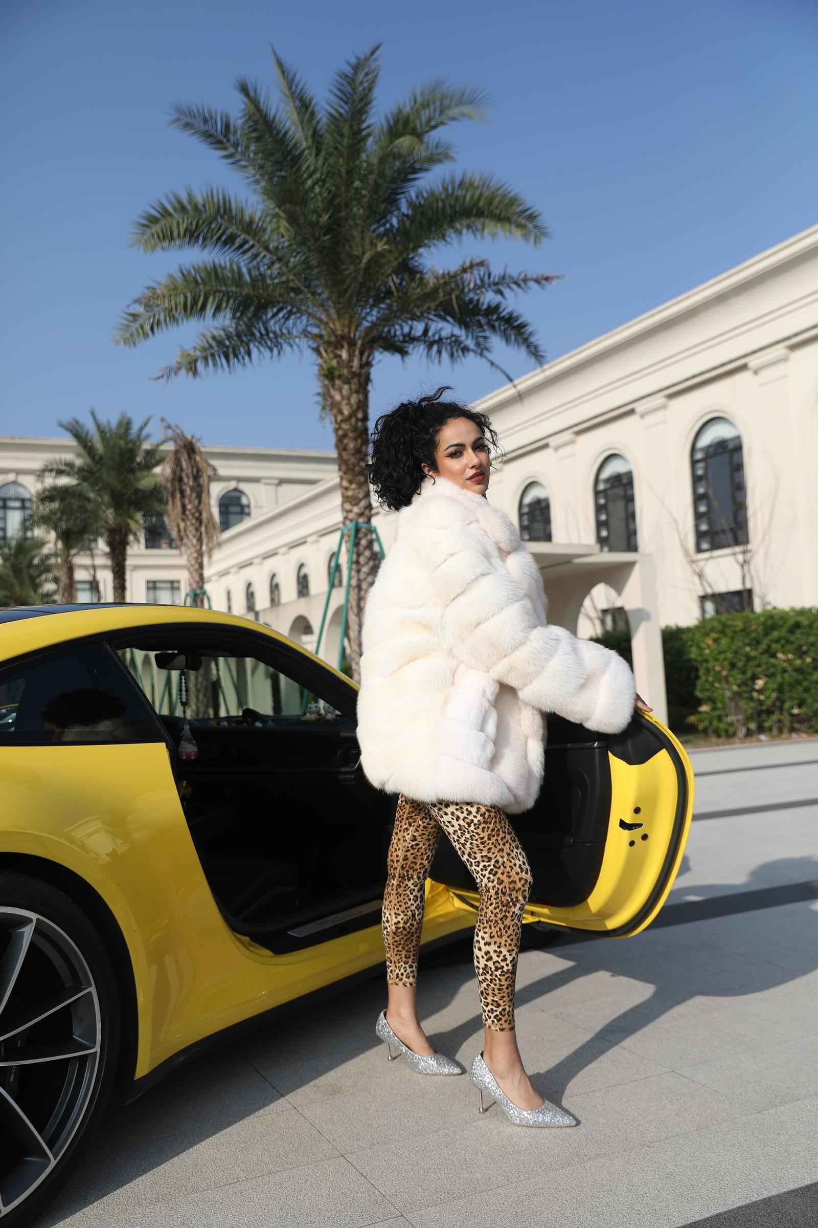 Luxurious Fox Fur Women's Classic Lapel Striped Mid-Length Coat - Elegant Winter Fashion - Janefur
