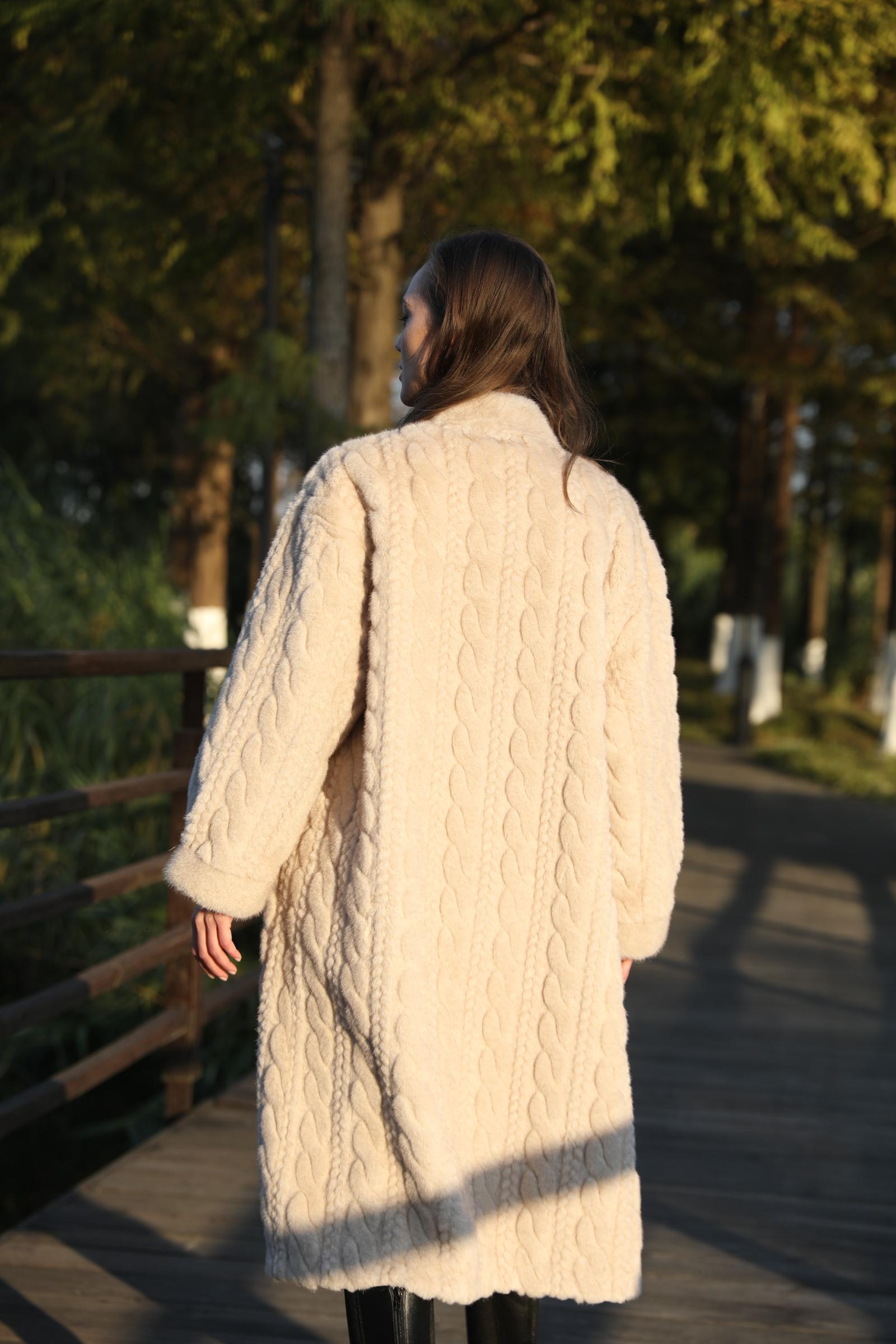 Women's Slim Elegant V-neck Long Faux Mink Jacket - Janefur
