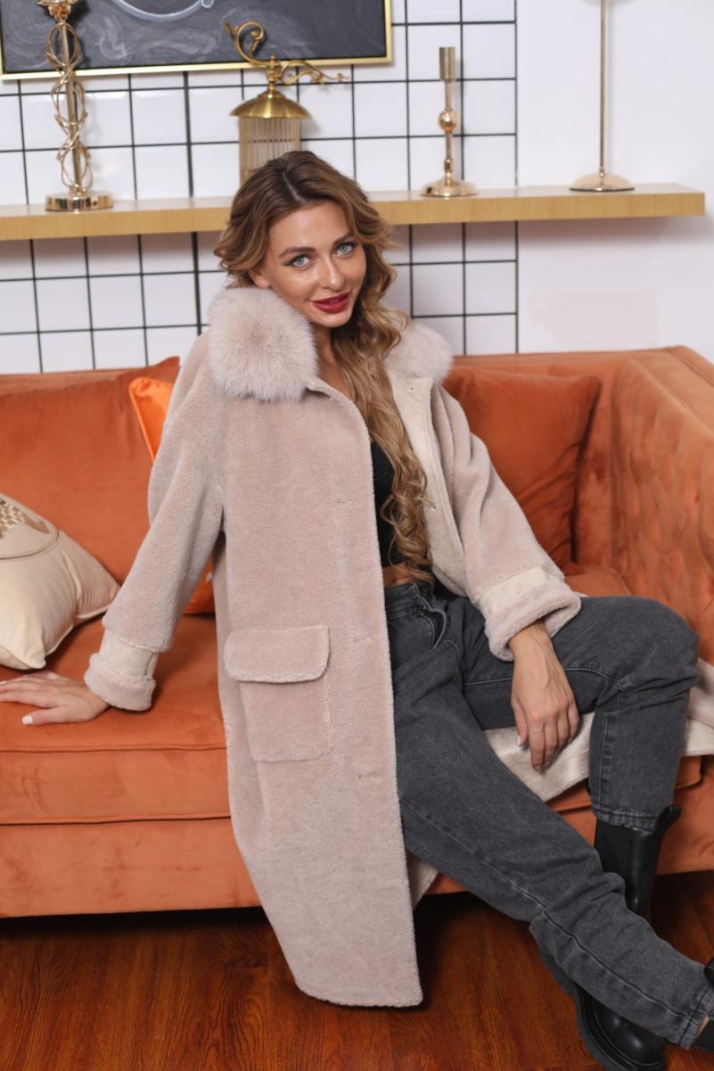 Shearling Coat With Fox Fur Lapels And Flap Pockets - Janefur