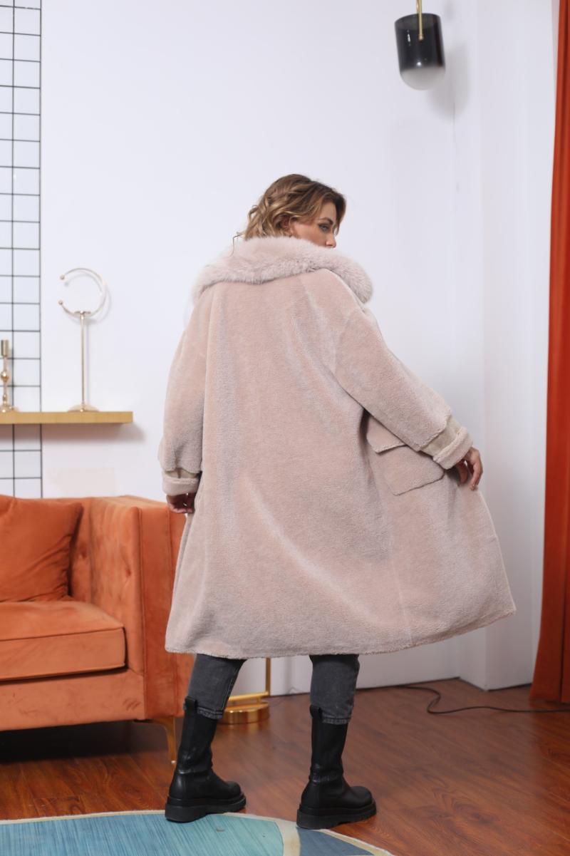 Shearling Coat With Fox Fur Lapels And Flap Pockets - Janefur
