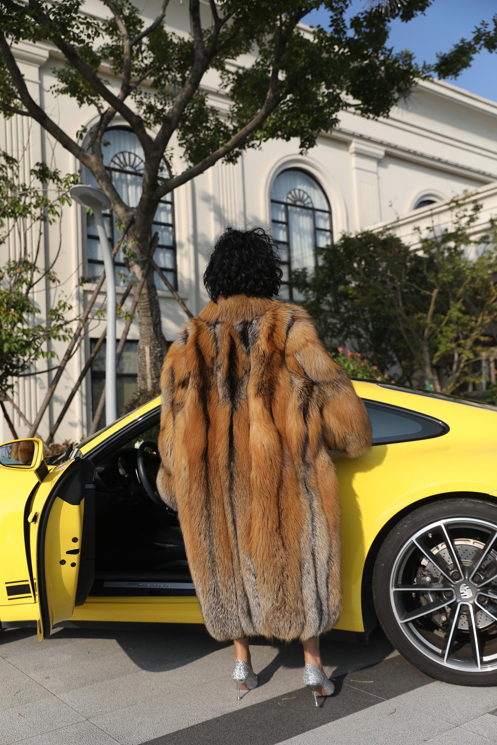 Gold-Edged Fox Fur Women's Luxurious High-Quality Long Coat with Lapel - Janefur