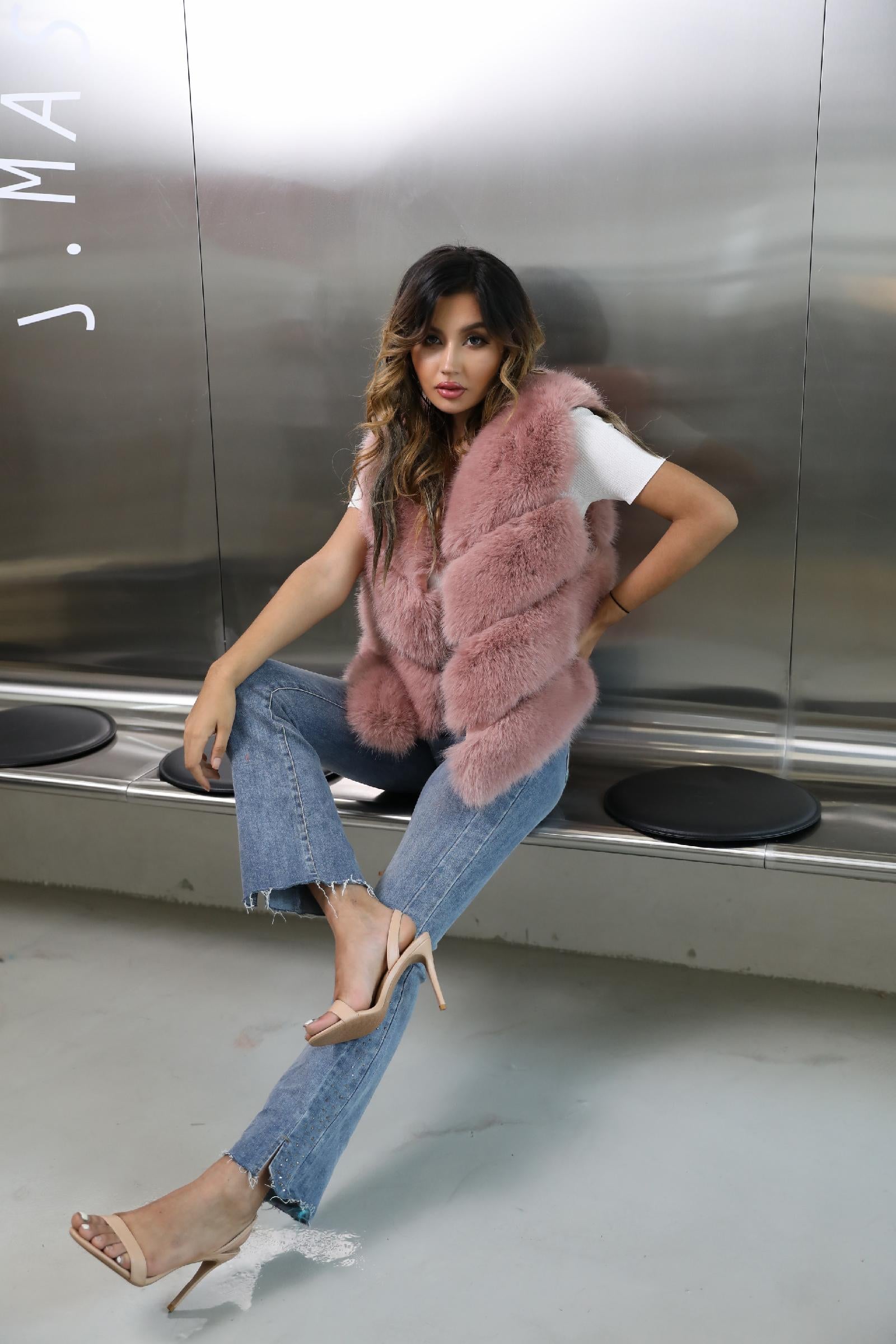 Women's Spring and Autumn Diagonal Striped Faux Fur Vest Solid Color Eco Fur Waistcoat - Janefur