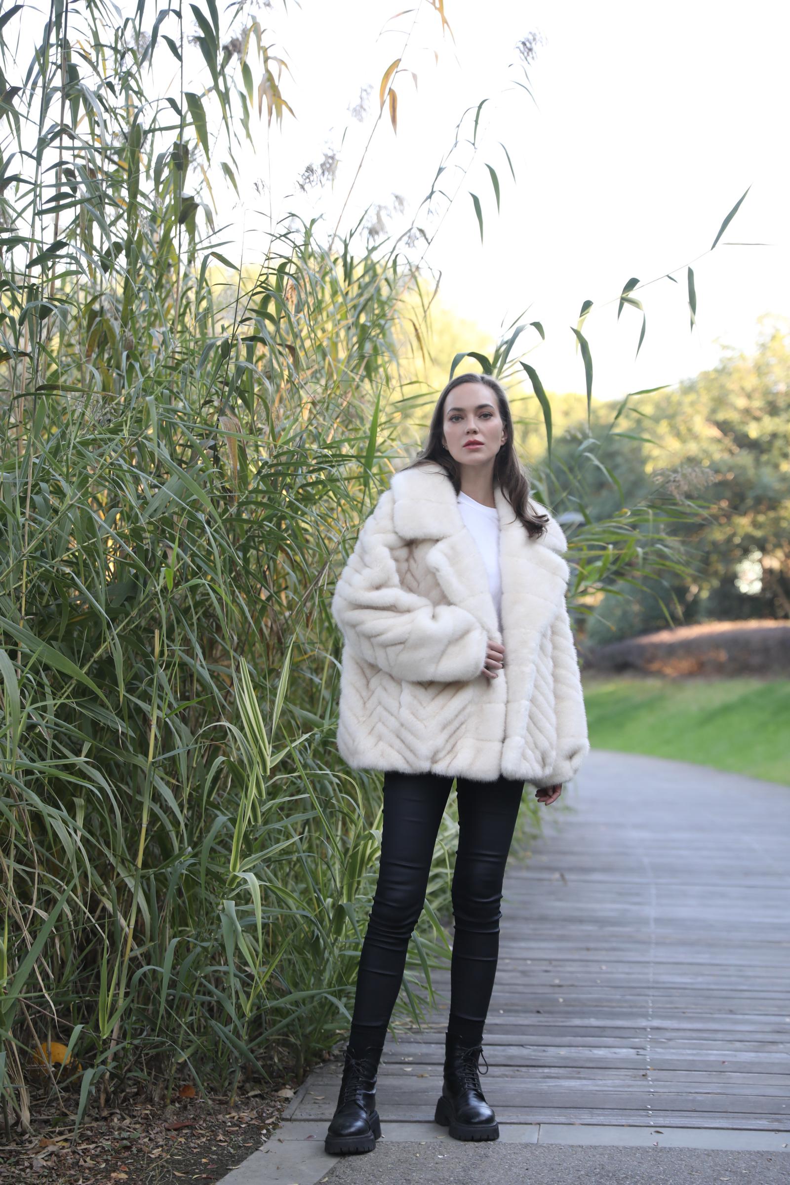 Chinese Style Women's Suit Collar Faux Mink Jacket Novelty Trend - Janefur
