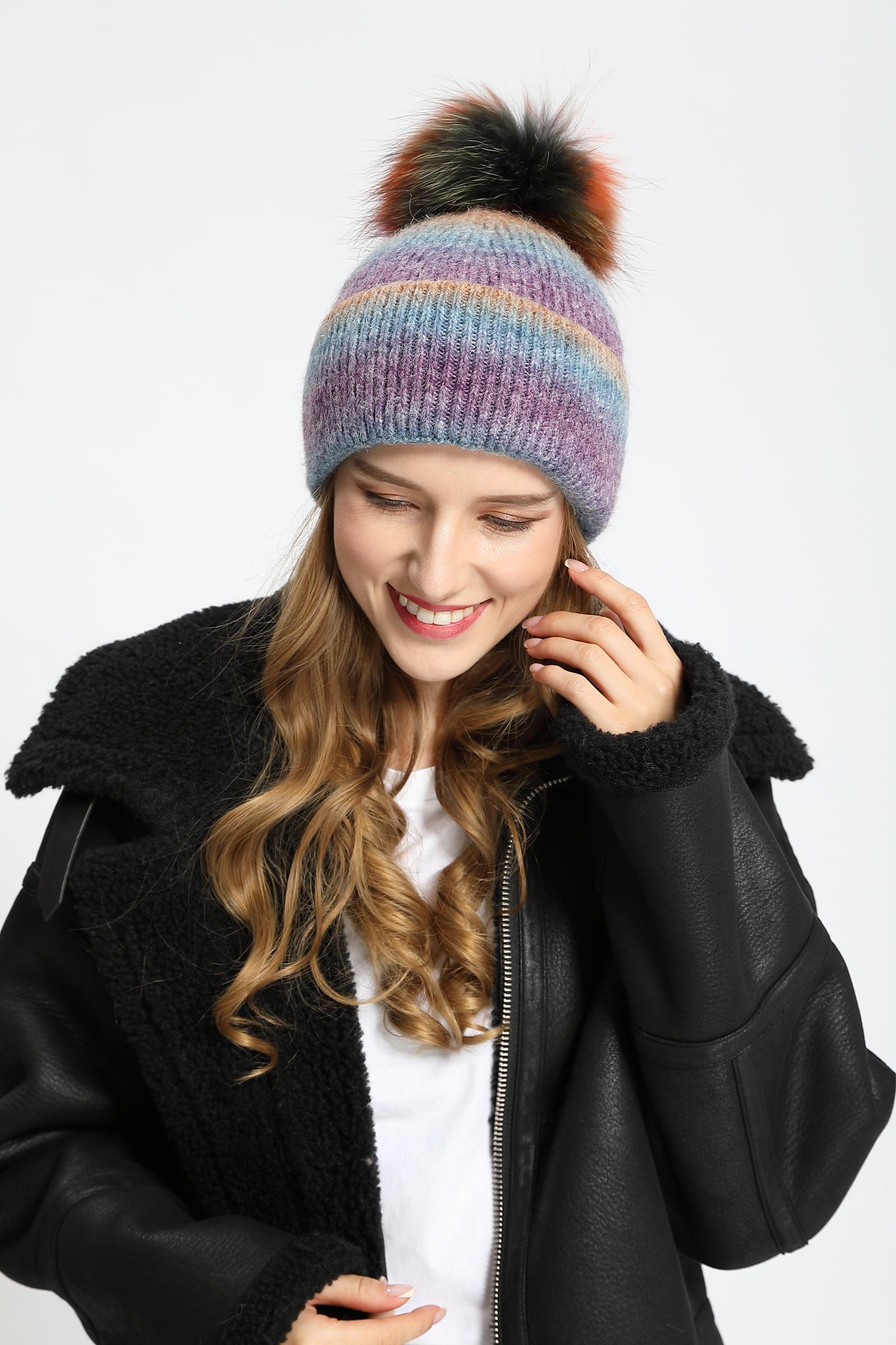 Gradient Wool Hat with Fur Pom Pom Women Hat - Janefur