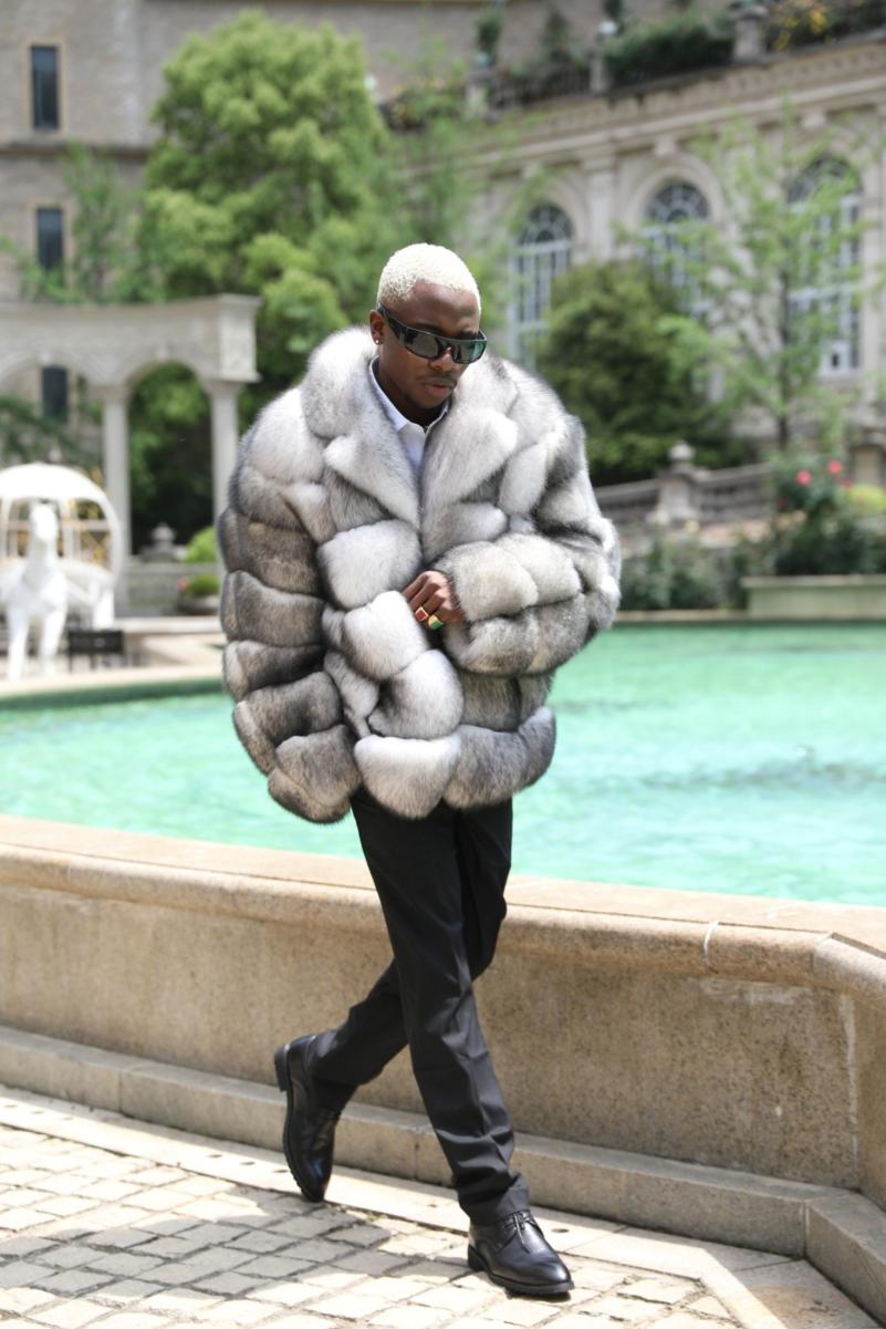 White Fox Fur with Six-Section Design and Dual Colors - Janefur