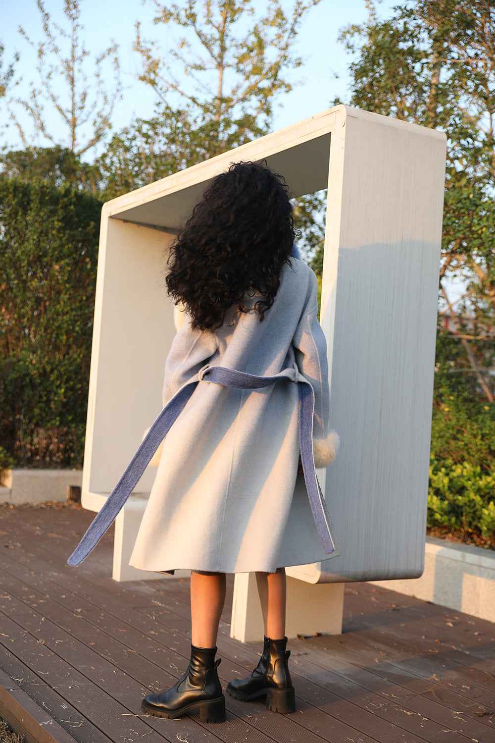 Double-faced Cashmere Coat for Women Gradient Color Suit Collar Fox Fur Collar Double-faced Wool Long Jacket - Janefur