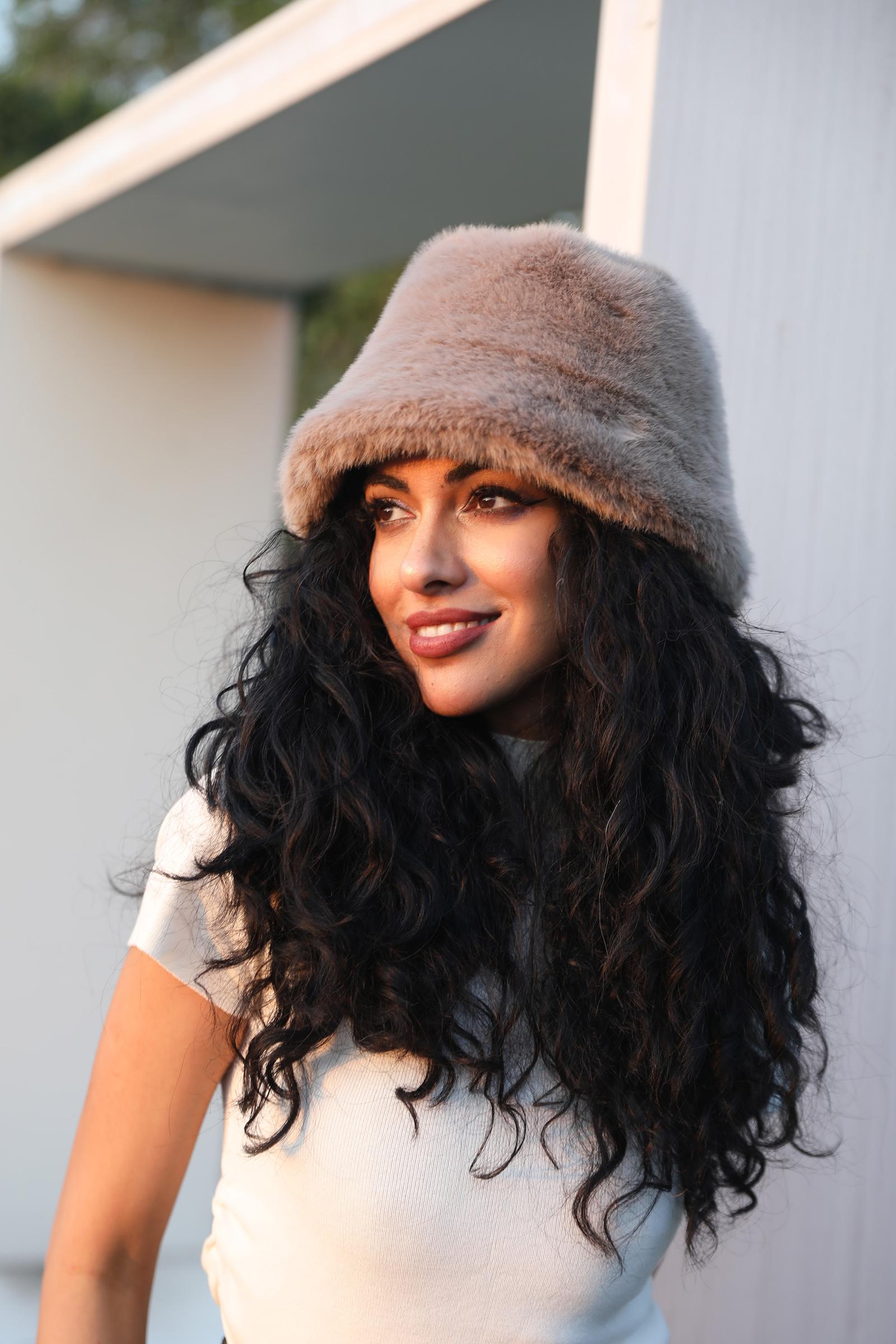 Women's Eco-Friendly Fur Bucket Hat for Casual and Warm - Janefur