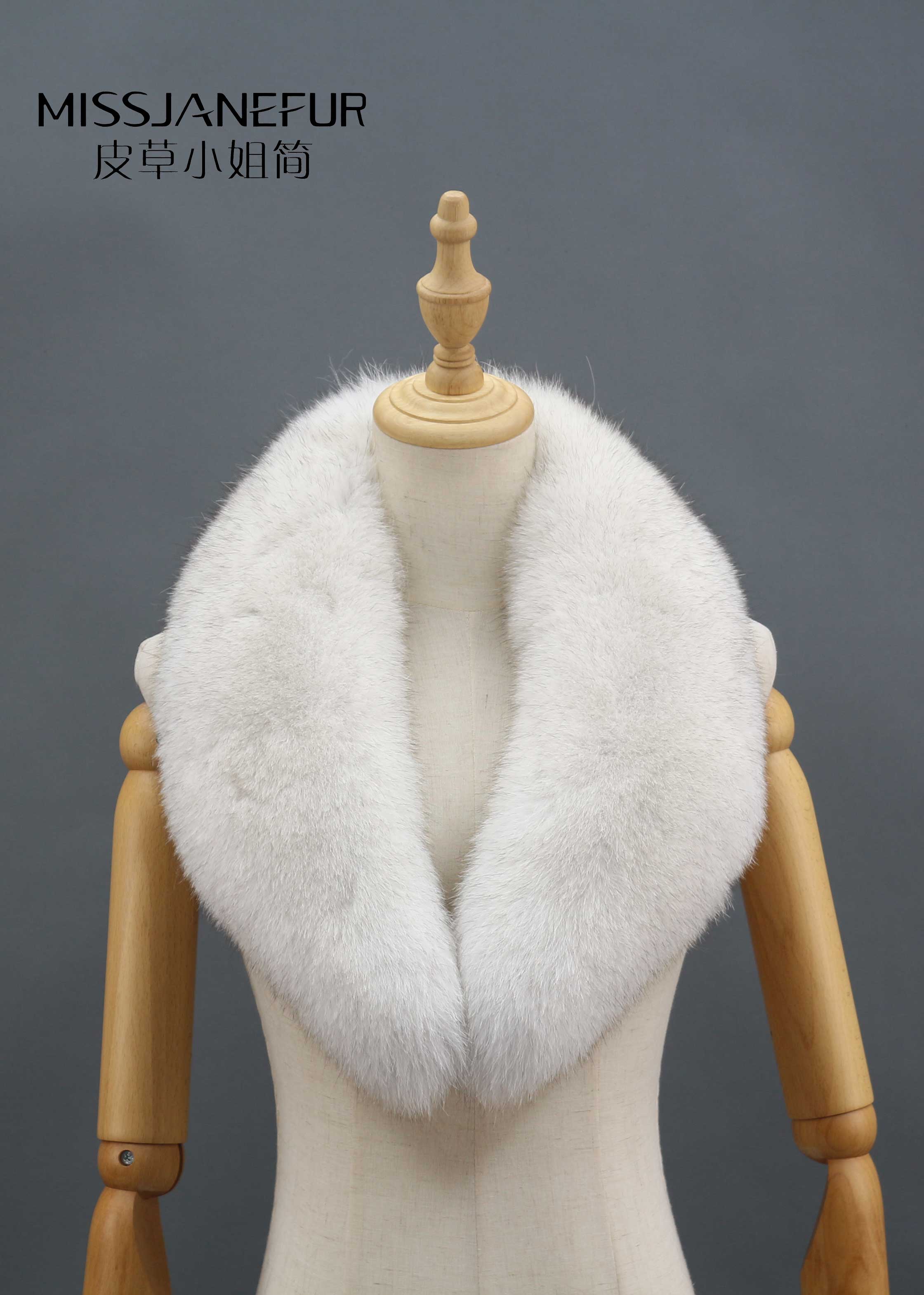 Missjanefur Winter Blue Fox Fur Collar - Janefur