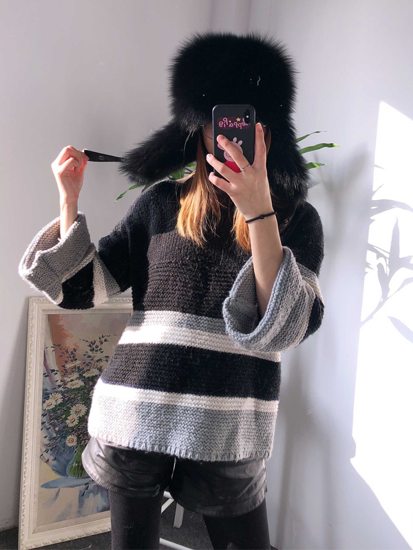 Missjanefur Warm Fox Fur Hats with Buckle Design - Janefur