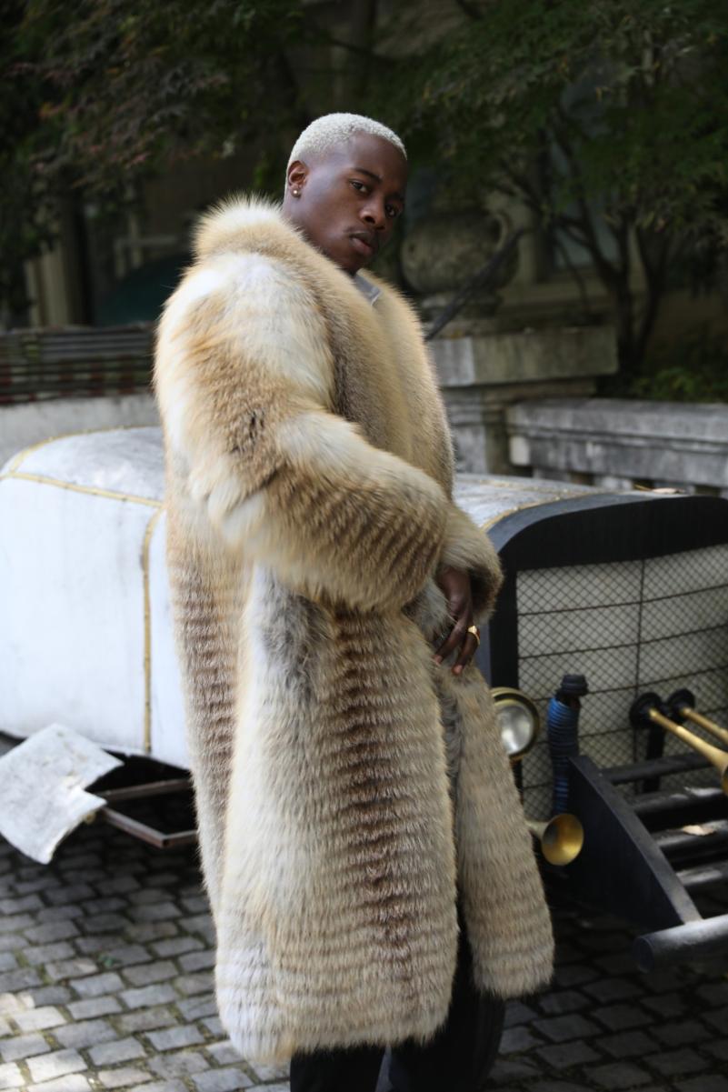 Long Fox Fur Coat with Wide Collar and Decorative Stripes - Janefur