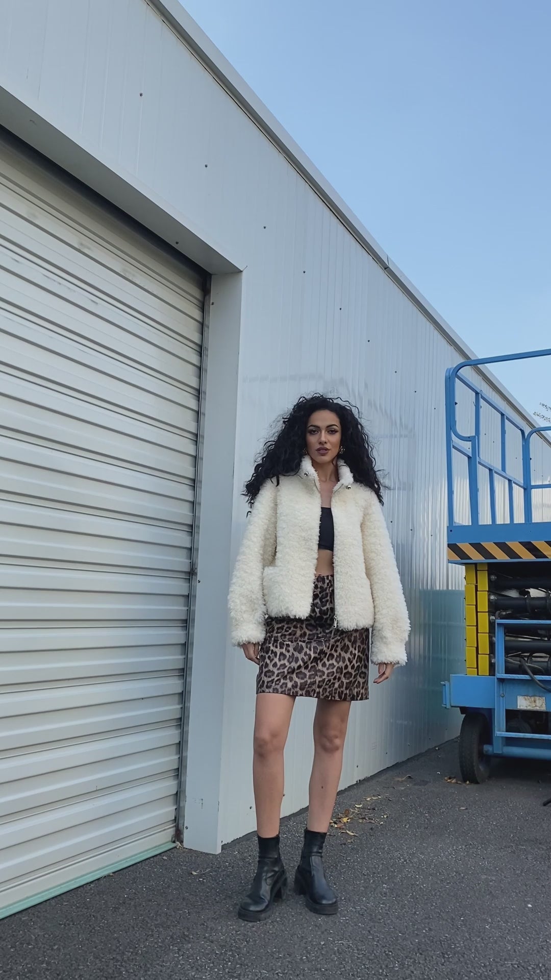 Faux Shearling Coat New Style Windproof and Warm Stand Collar Eco Friendly Shearling Outerwear Jacket
