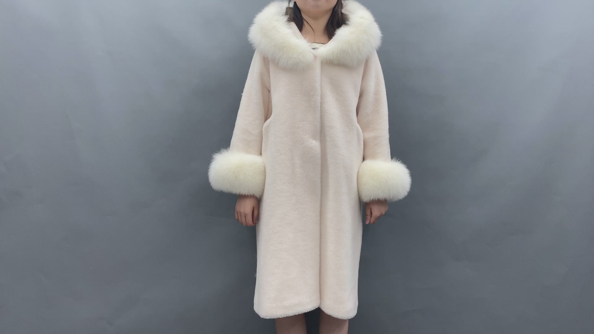 Cuffed Sleeves with Hood and Straight Insert Pockets Shearling