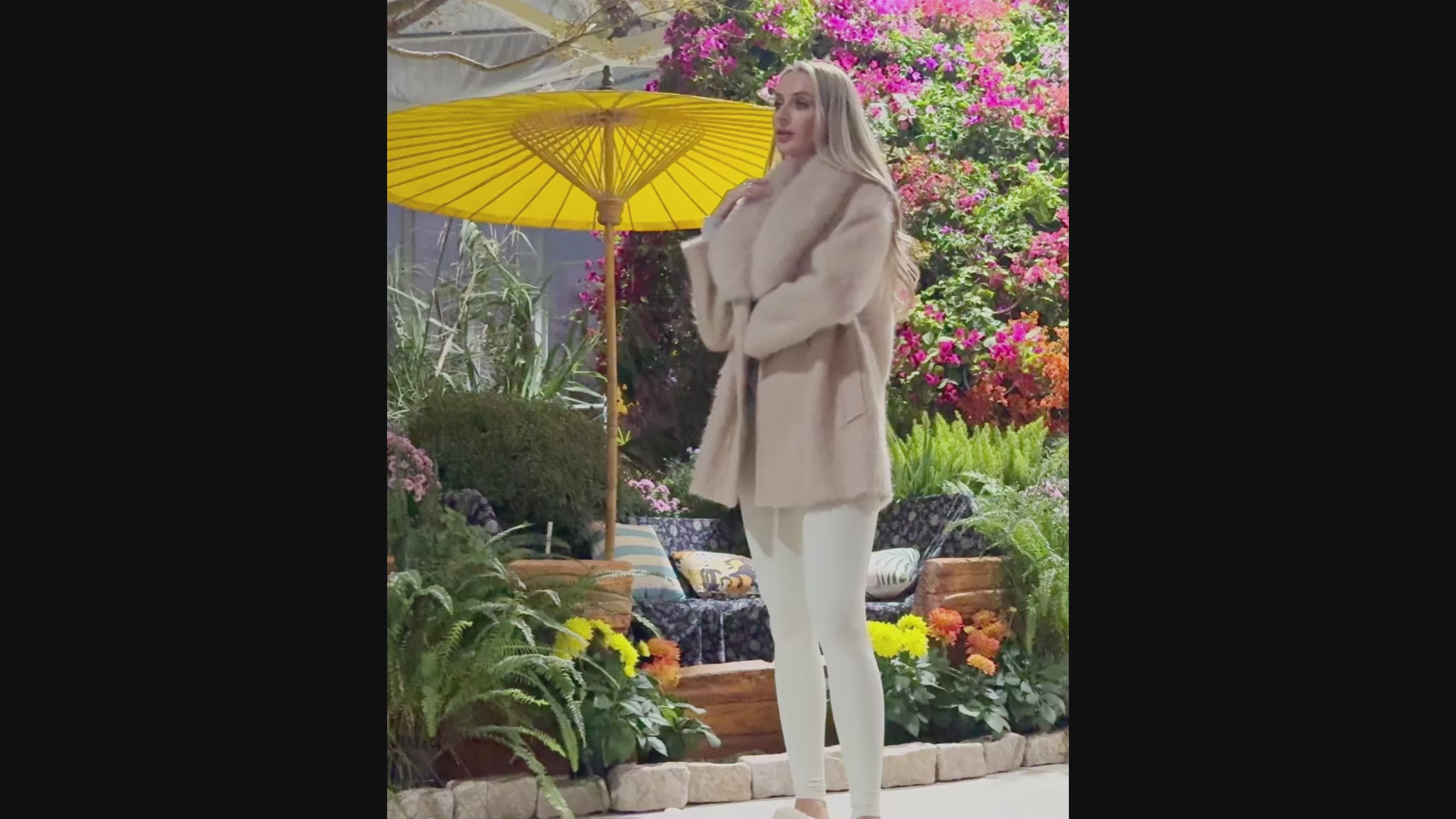 Cashmere Coat with Fur