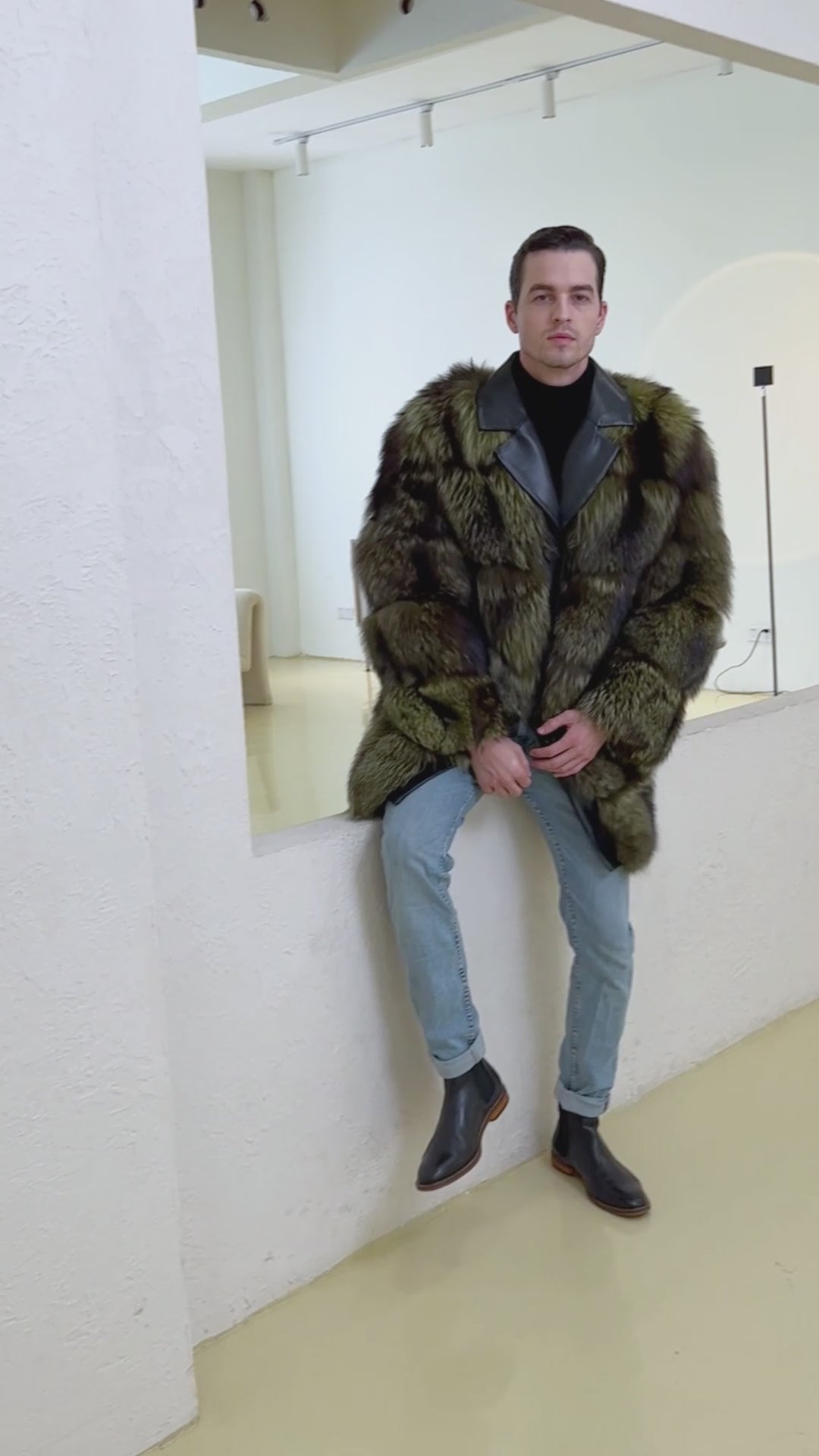 Winter New Leather Collar Button Design Men's Real Fox Fur Coat