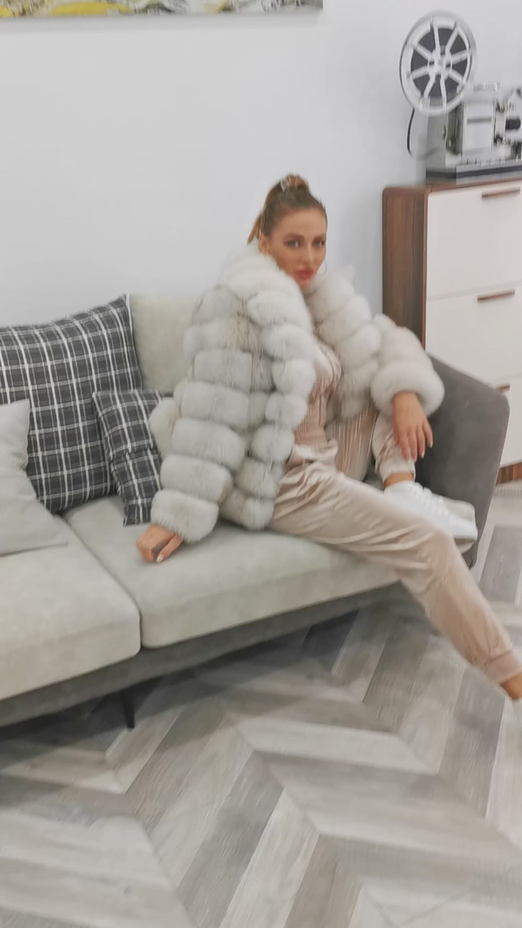 Winter Lapel Women's Fox Fur Warm Coat