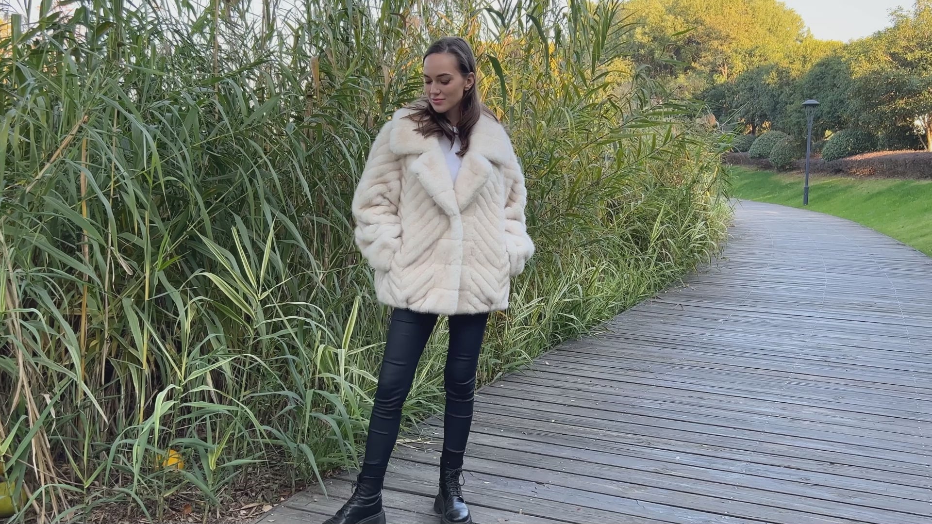 Chinese Style Women's Suit Collar Faux Mink Jacket Novelty Trend